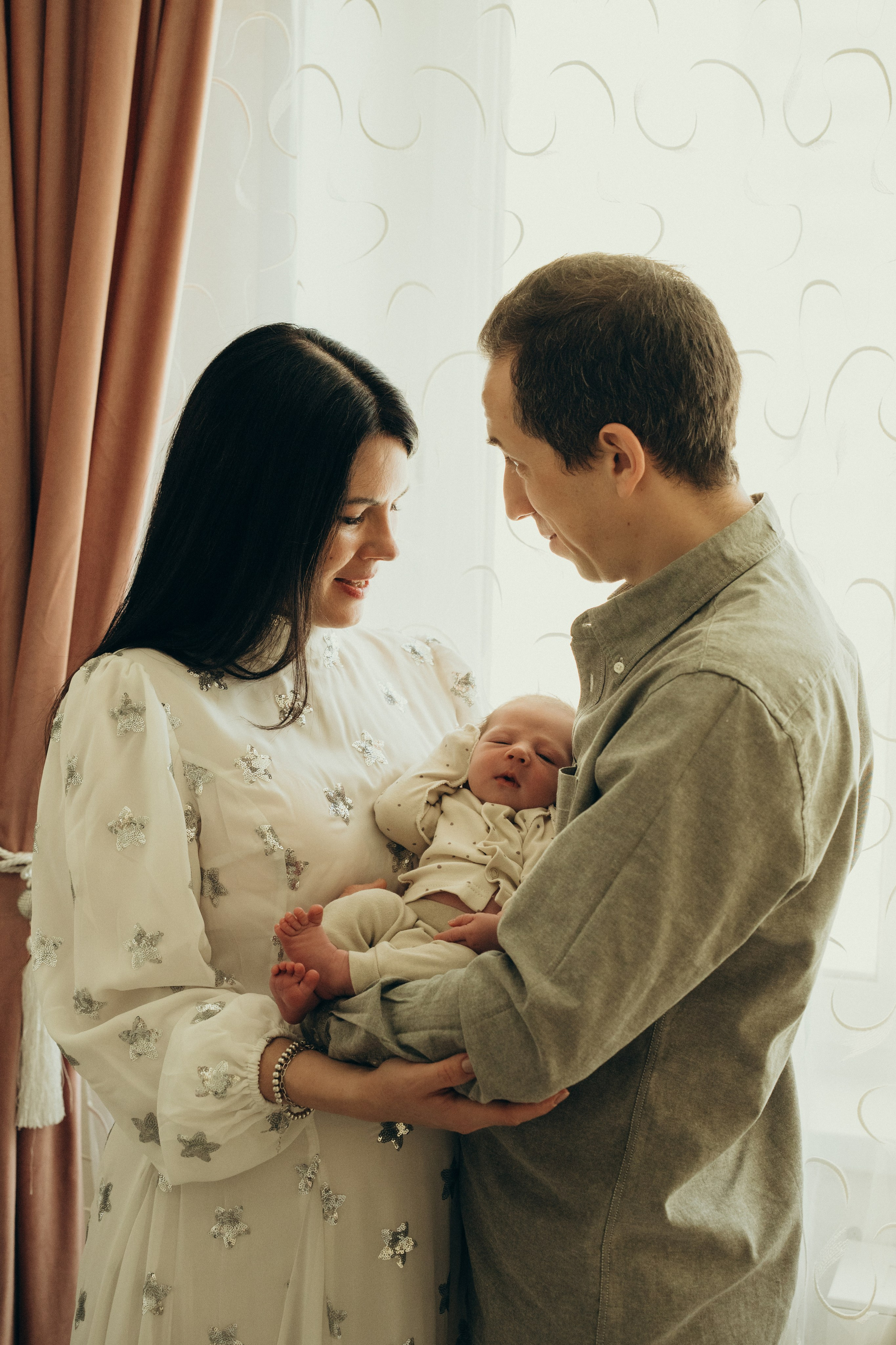 Александр, Мария и Павлуша