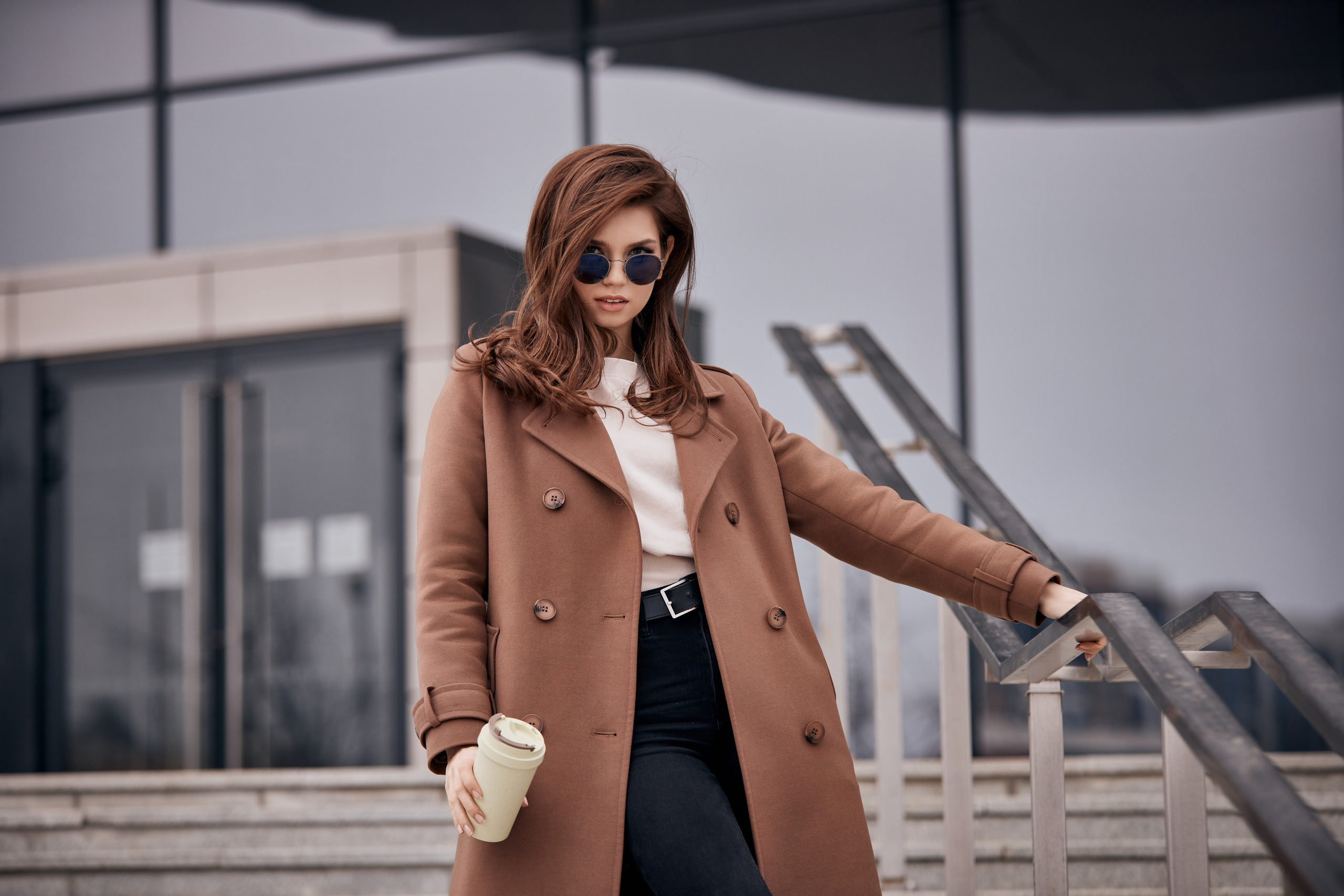 Съемка на обложку. Контент для бизнеса в Екатеринбурге Полдень Медиа