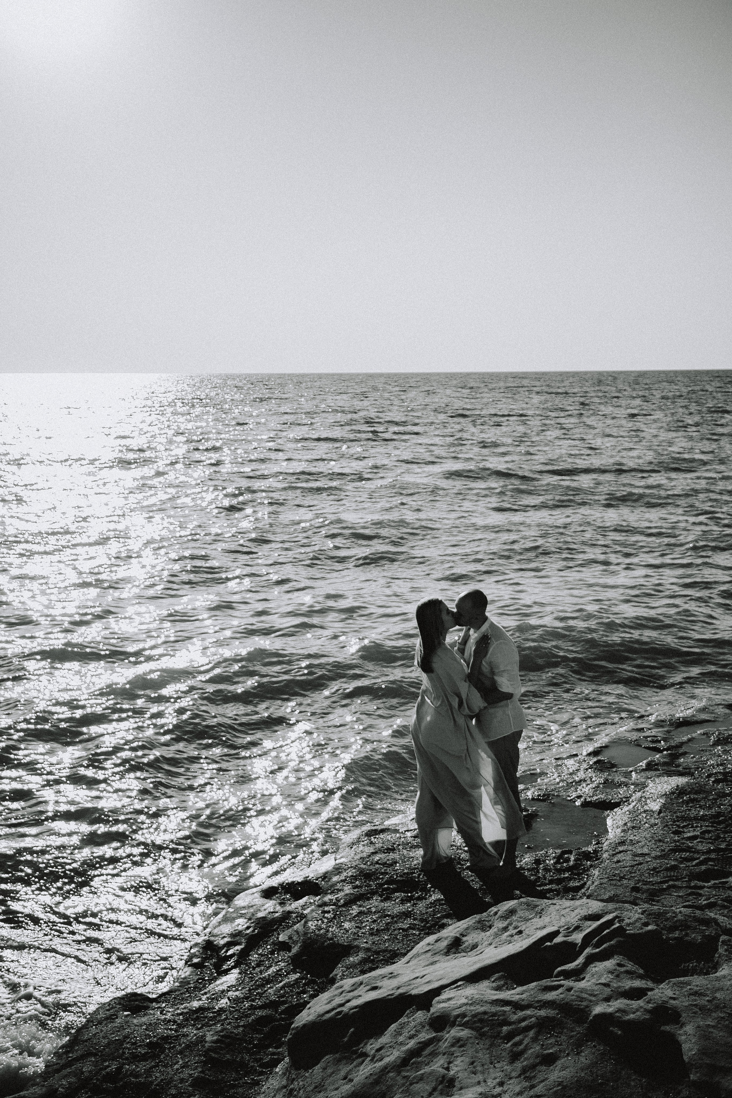 Евгений и Александра на берегу моря. Фотограф в Крыму | Виктория Нотевская