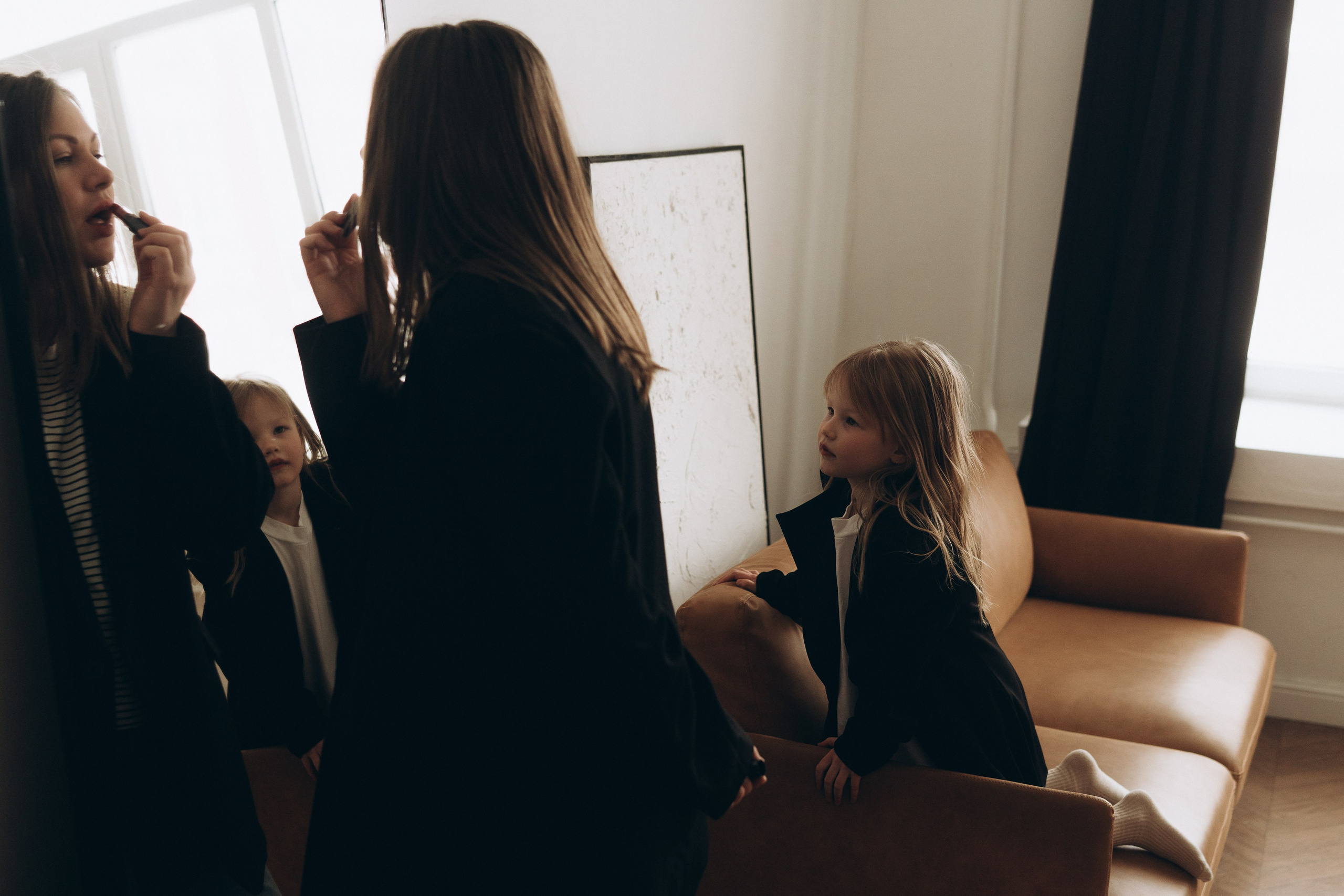 Студийная фотосессия материнства. Семейный, ньюборн фотограф, фотограф на роды в Москве, Виктория Тюльдюкова