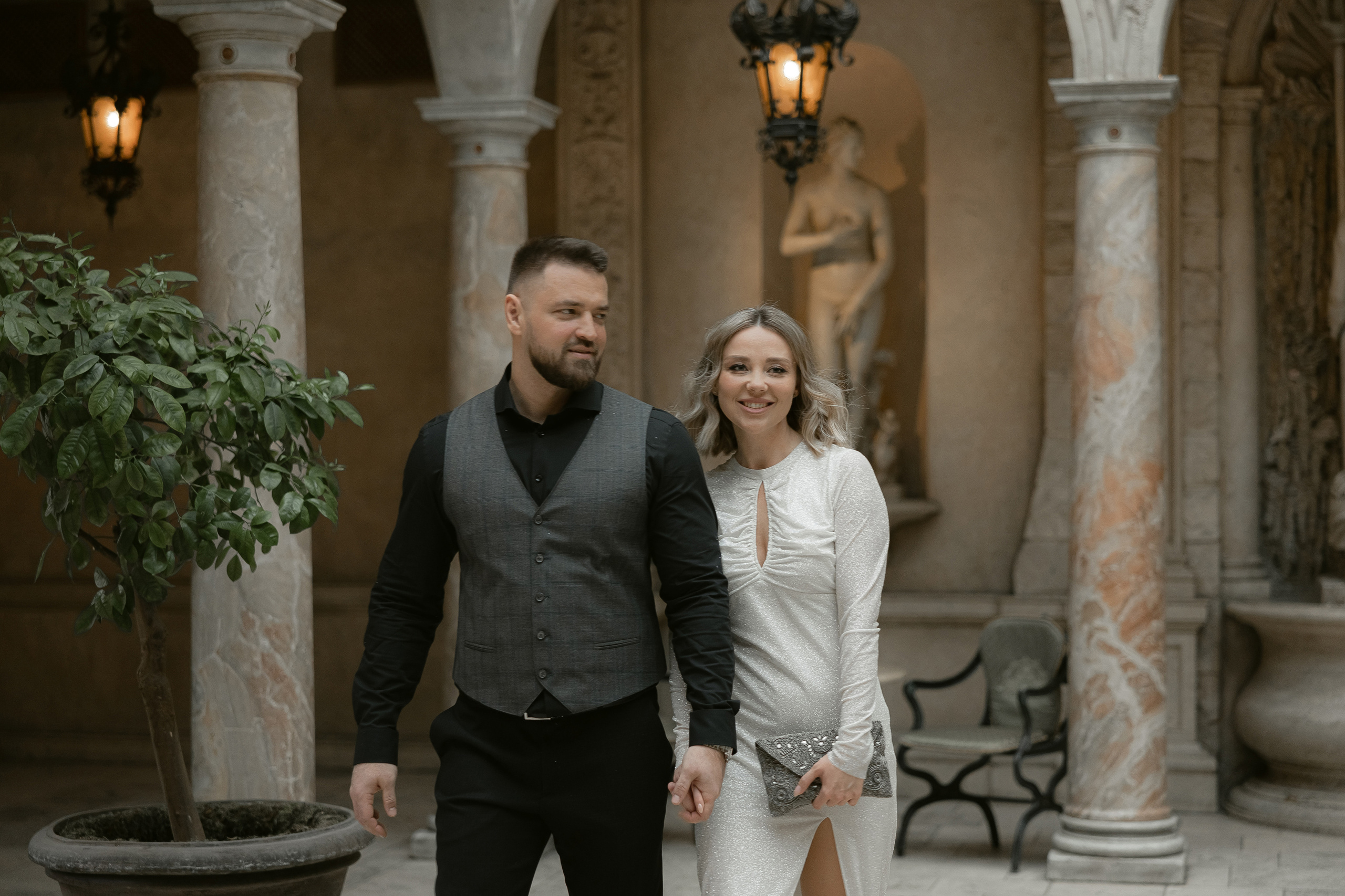 Яна и Ренат: ТУРАНДОТ и ос.Спиридонова. Свадебный фотограф Москва