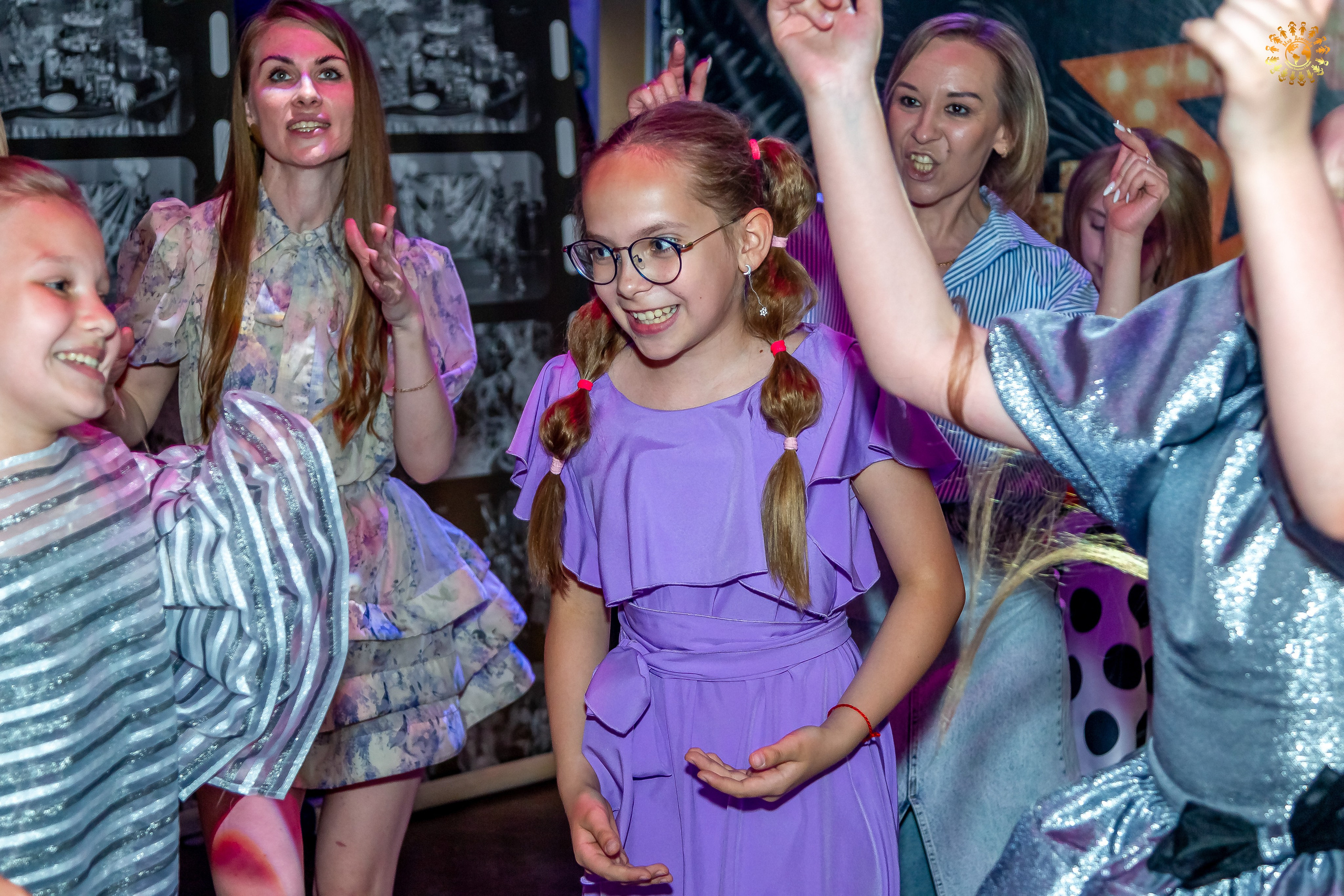 Выпускной 4-го класса 2024. Школа 2109. Репортажная съемка в Москве и области. Анималистика