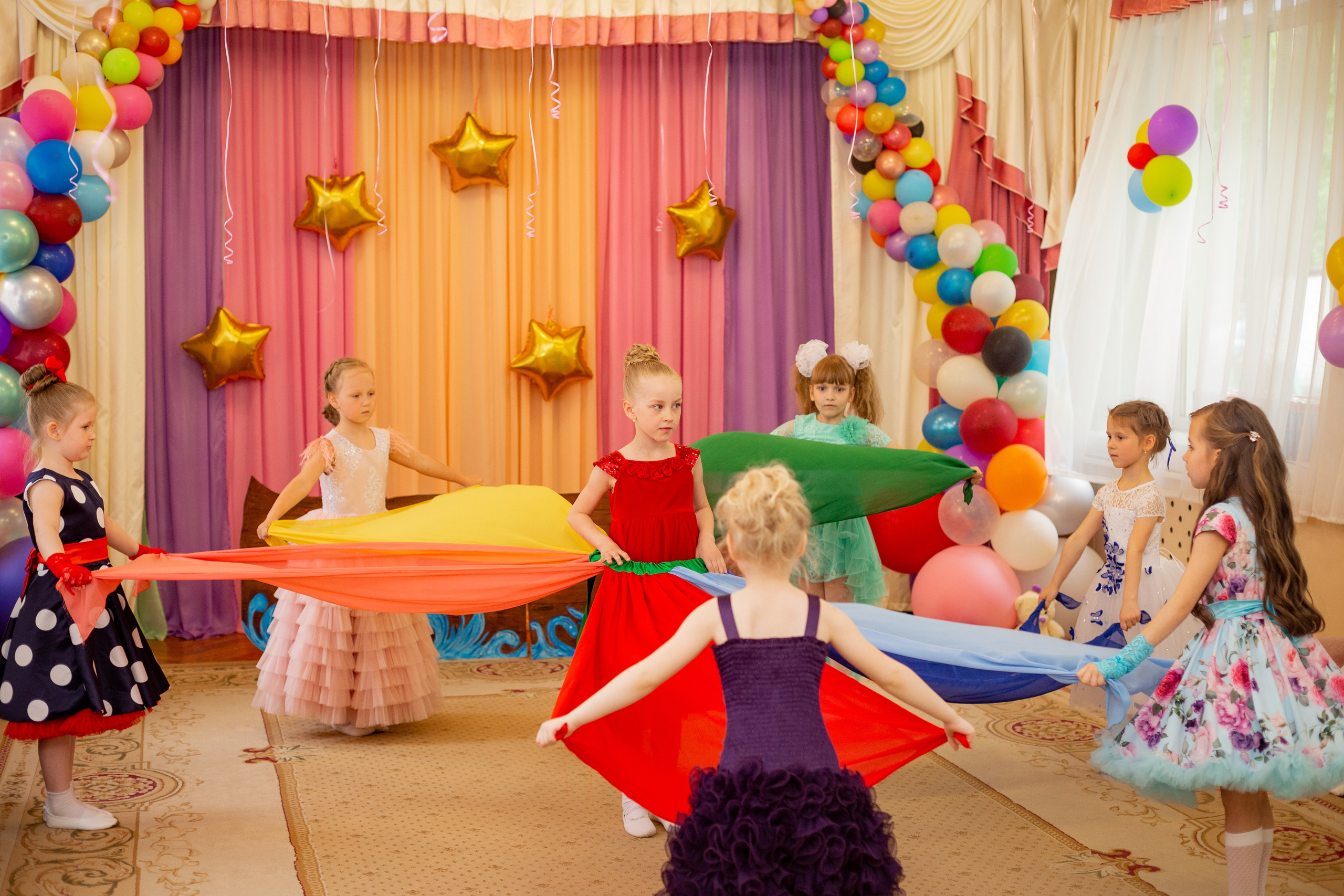 Съёмки праздников и выпускных в детских садиках и школах. Семейный и детский фотограф Эльвира Билибина