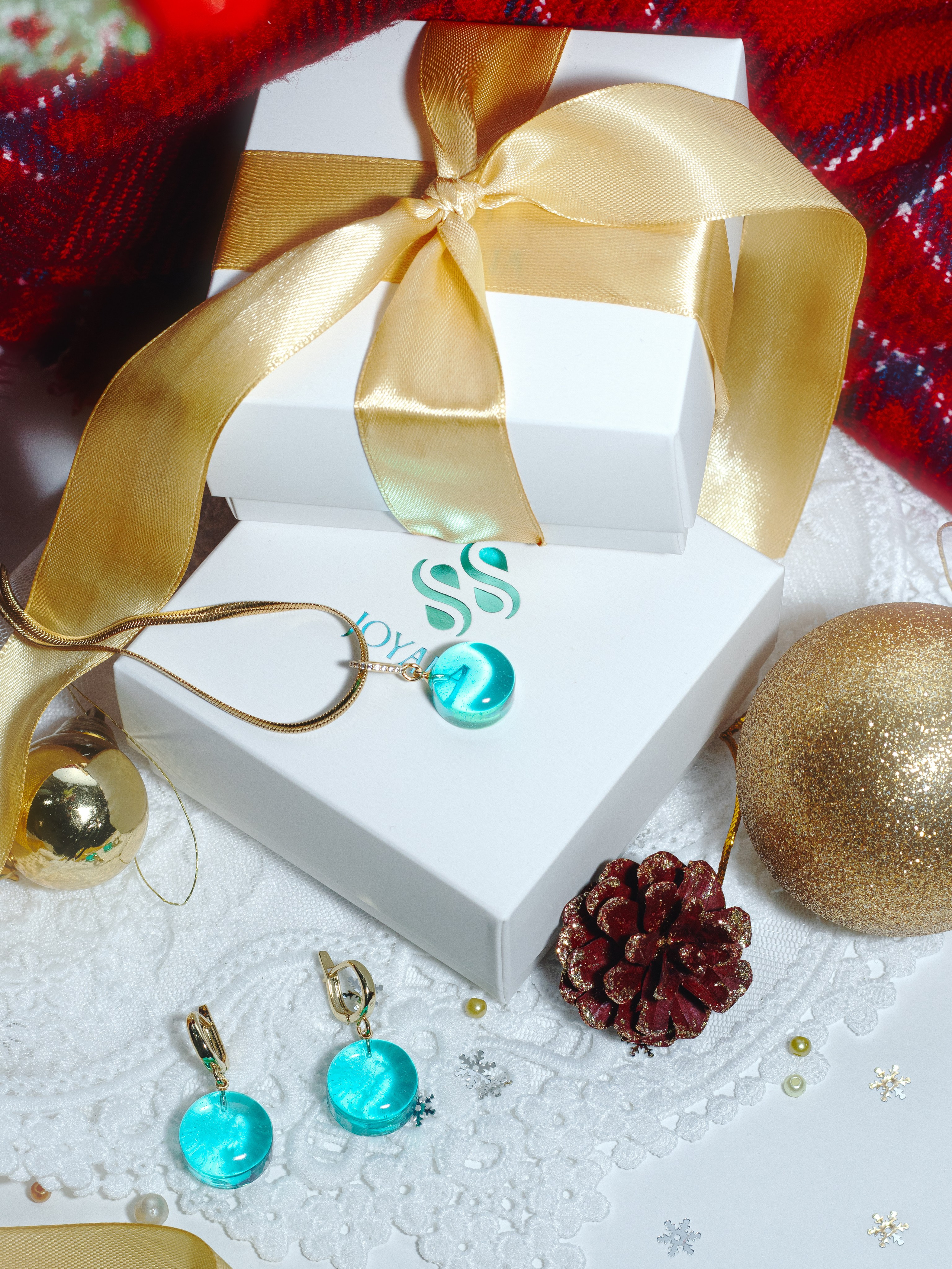 Joyanastyle happy new year. Фотограф для брендов Любовь Батина (Спб/Мск)