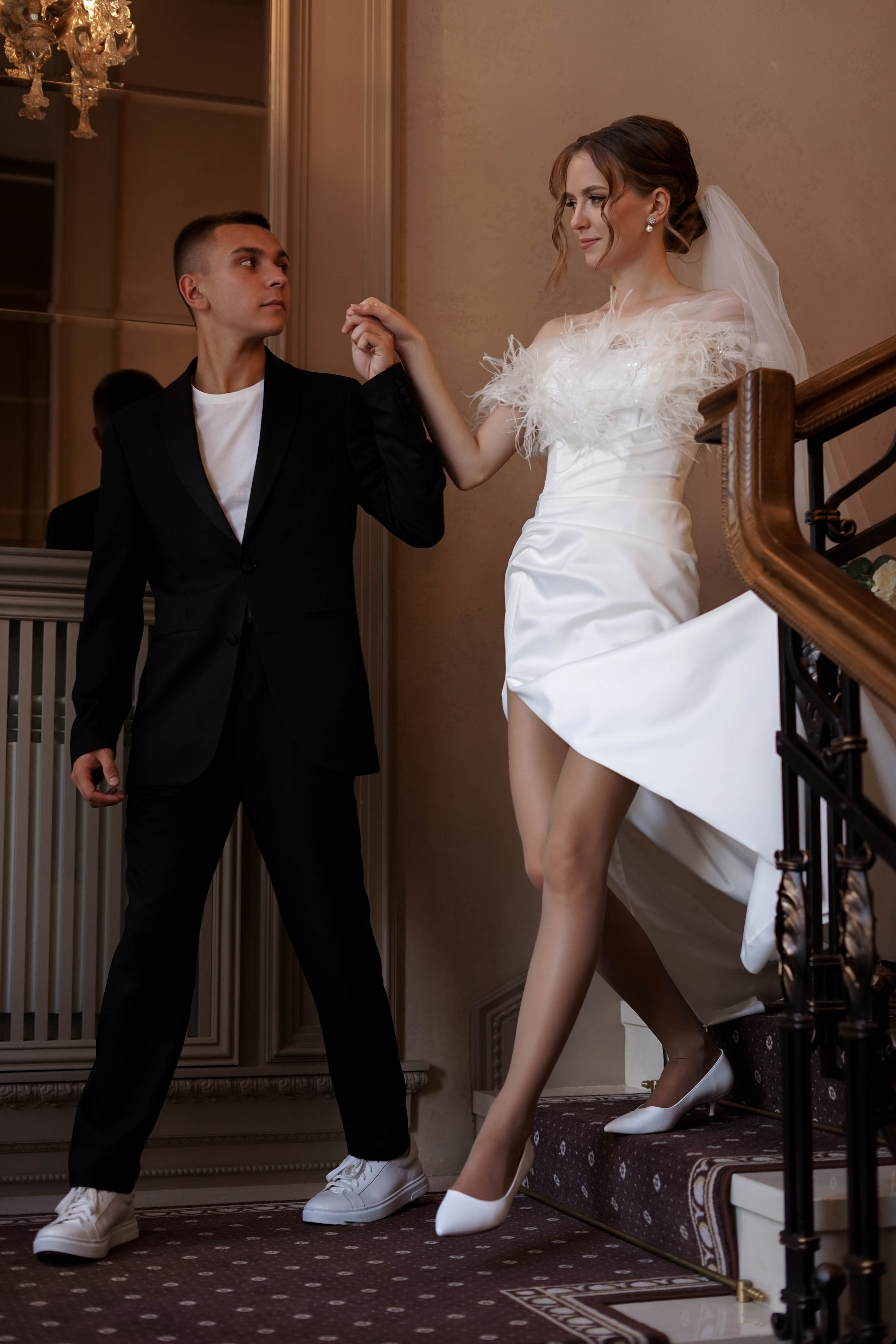 Катя и Олег: регистрация и свадебная съемка в отеле. Фотограф в Иркутске