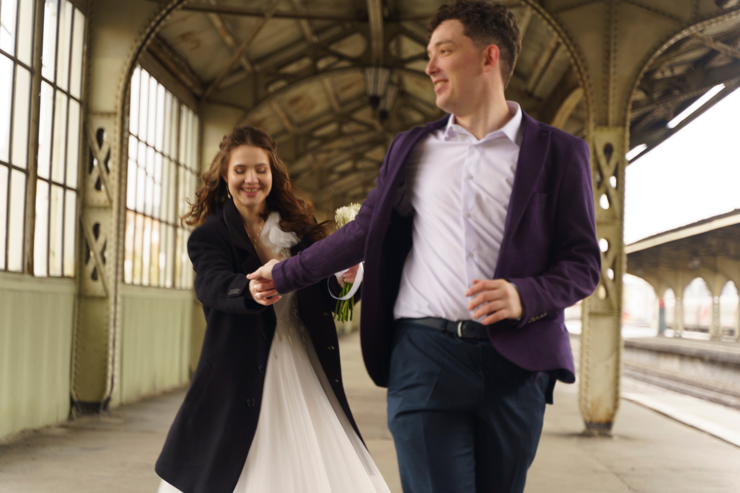 Любовь на Витебском вокзале. Professional photoartist in St. Petersburg (wedding, reportage, portrait, model book, love story) Alexander Shvedov