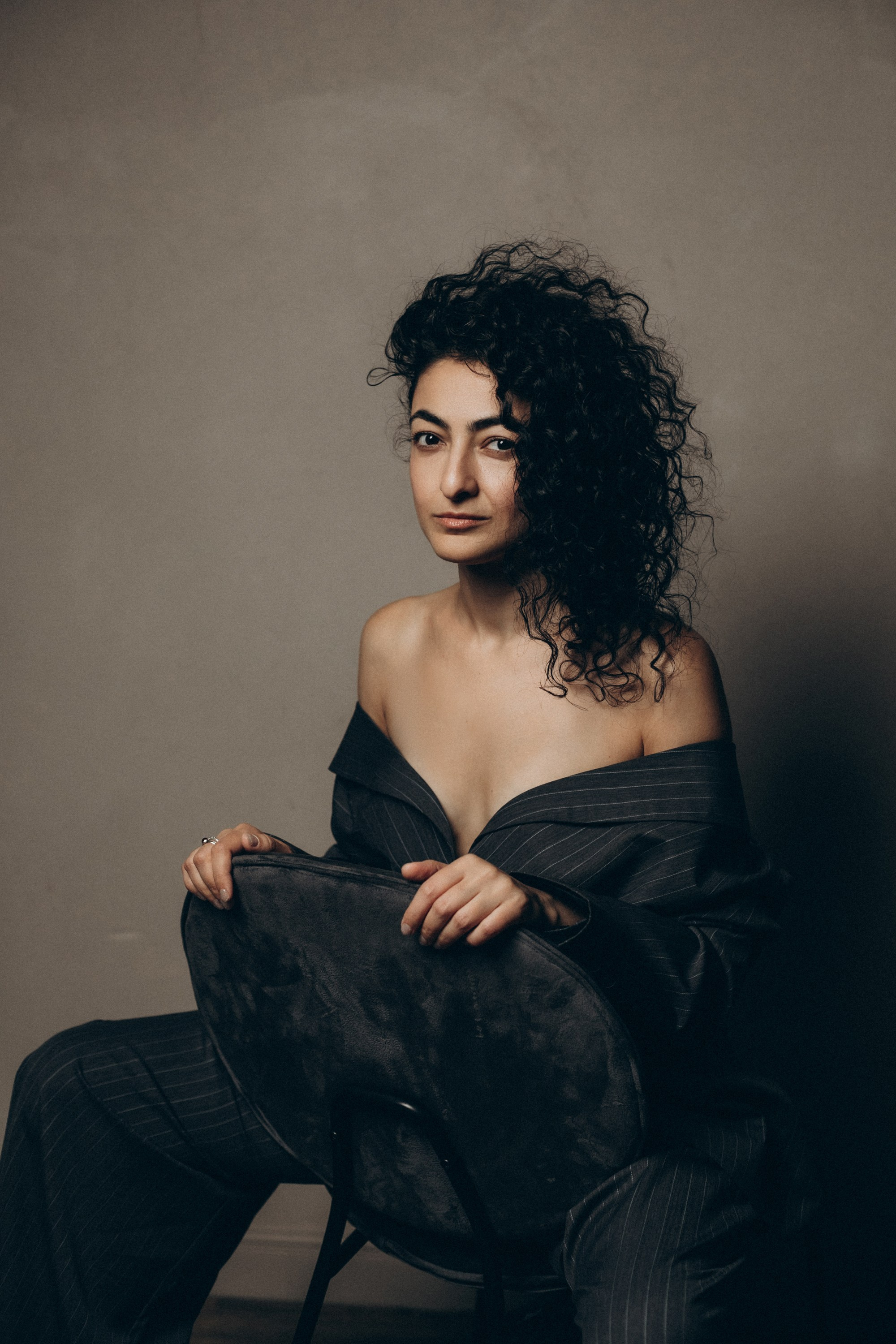 Индивидуальная фотосессия Алматы. Фотостудия Алматы — 2 Stula.Studio | Аренда залов