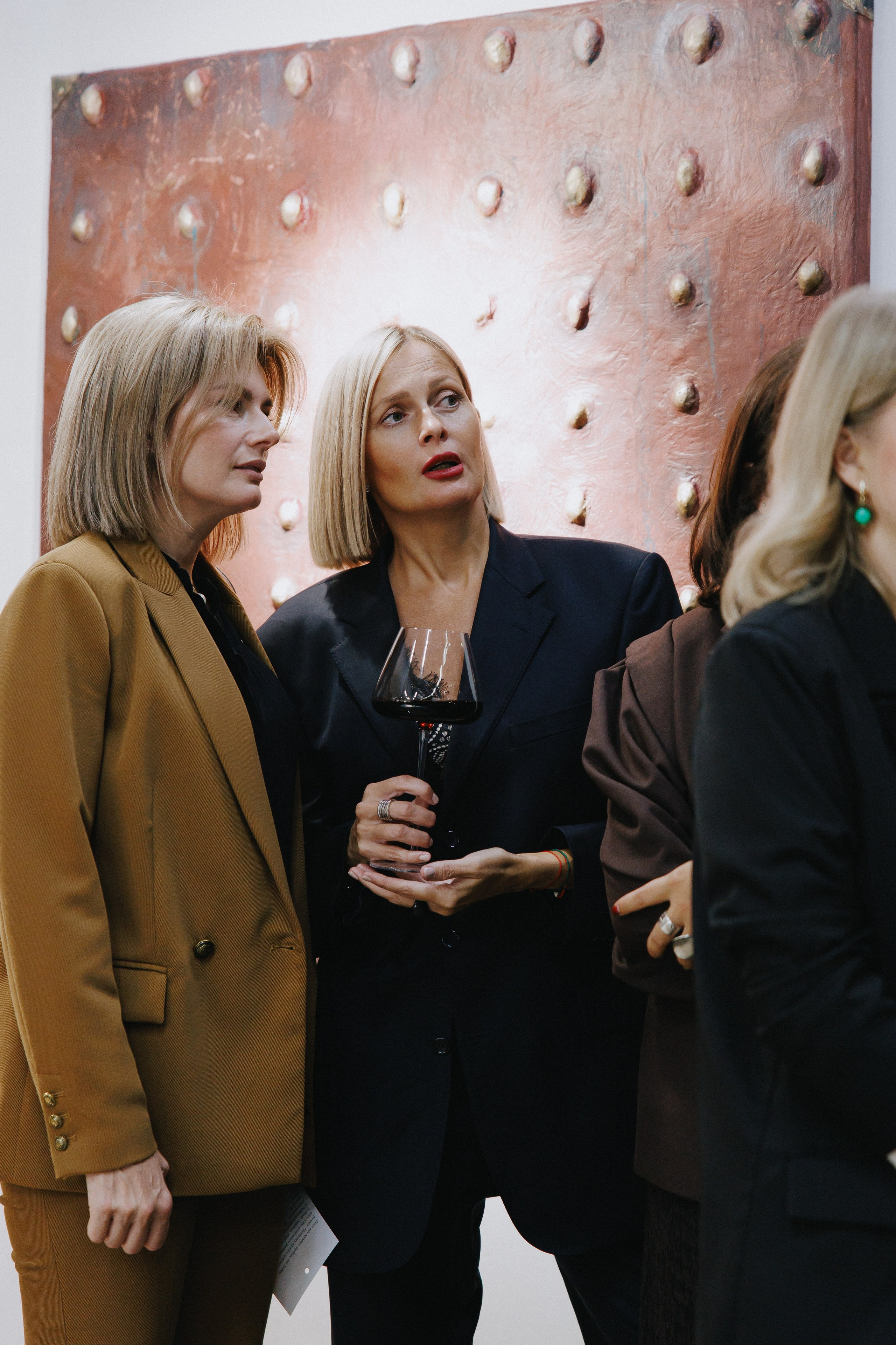 Выставка СТО ВЕЩЕЙ В ИНТЕРЬЕРЕ. Фотограф Иркутск Антипин Сергей