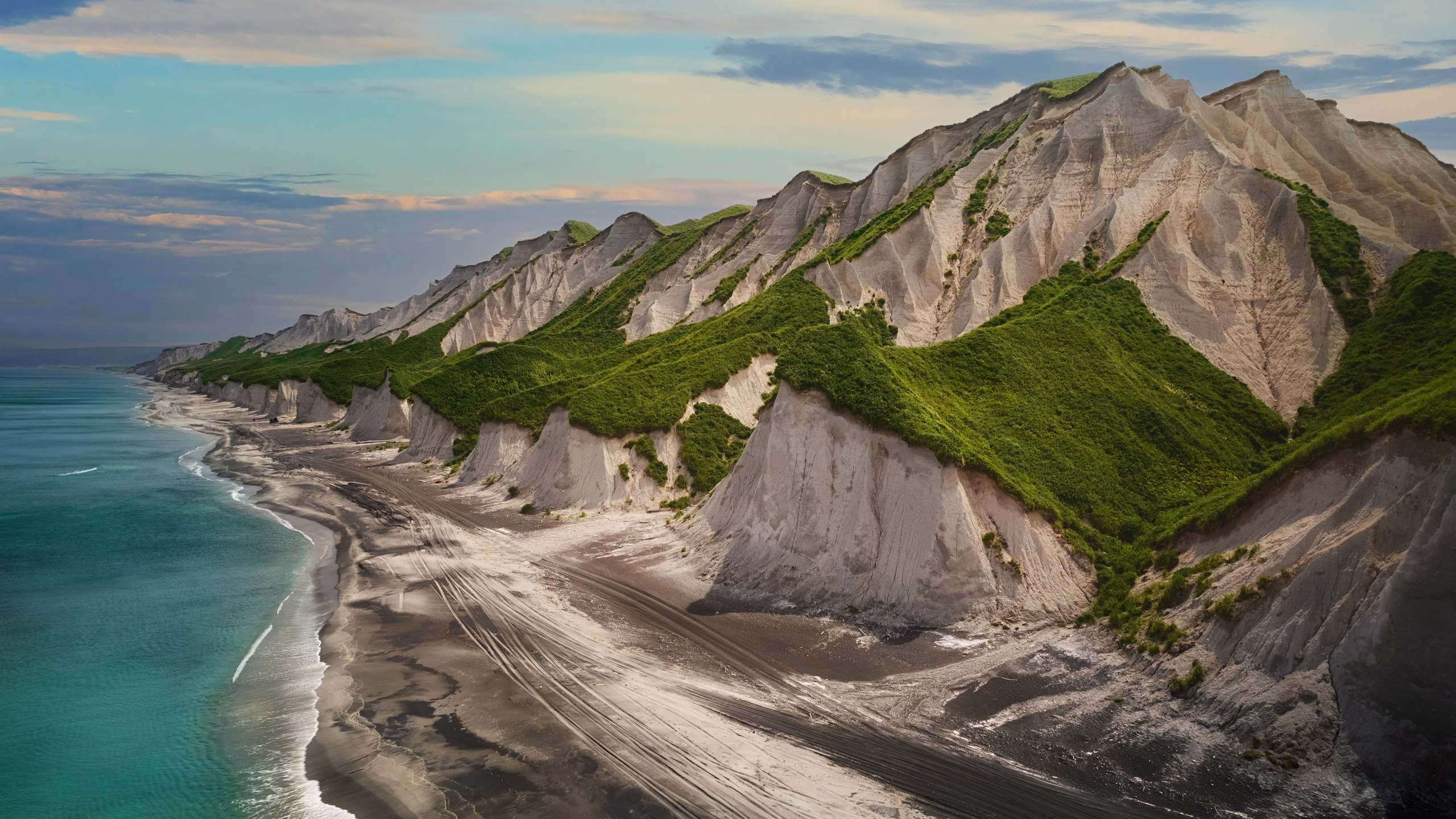 Kuril Islands. Serge Sadov about landscape, cityscape, travel