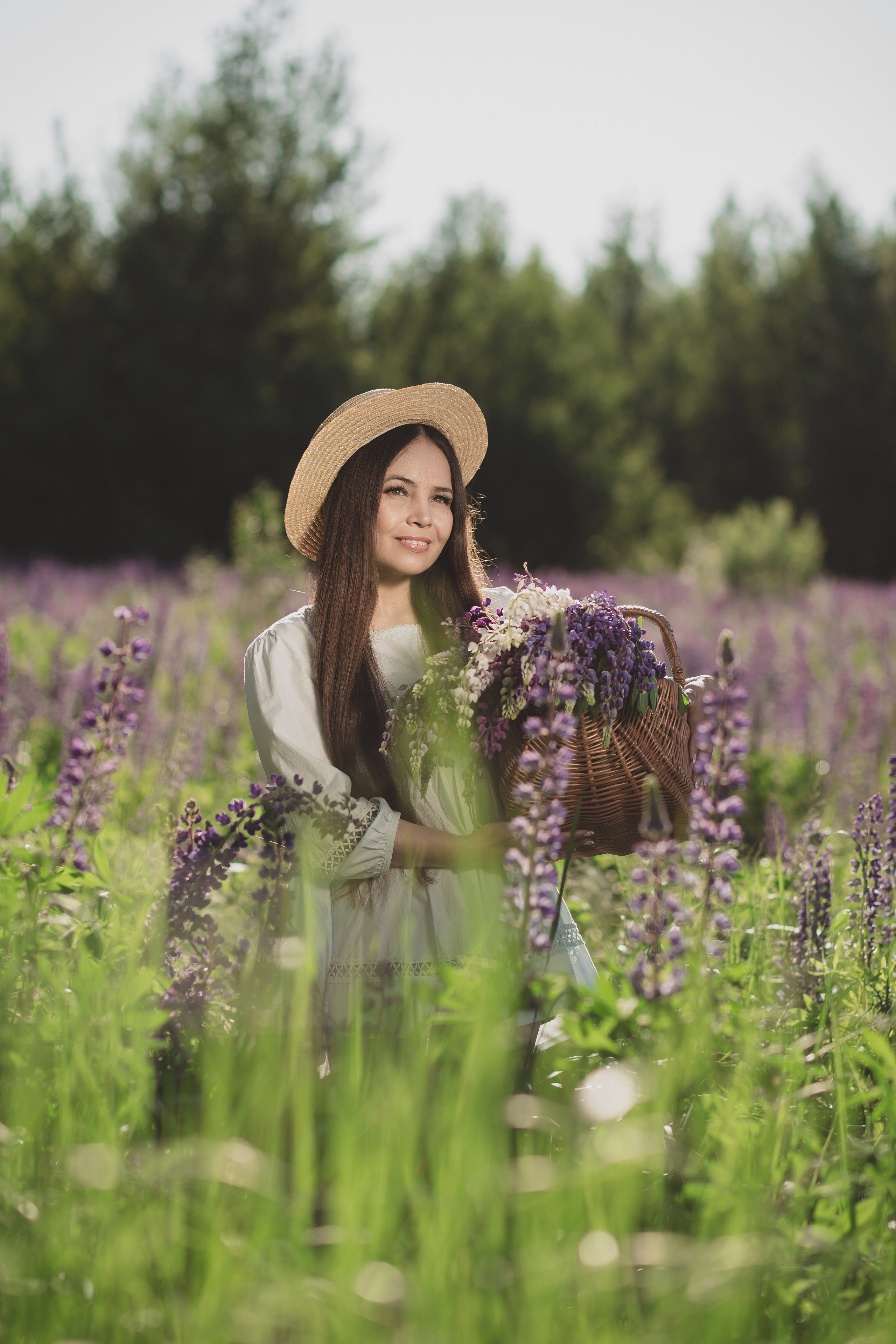 Таня в люпинах — бренд‑фотосессия в Москве, О проекте: люпиновый образ и атмосфера, Почему выбраны люпины?, Что мы создаём вместе, Образы и стилизация, Локация и настроение, Где использовать фото, Забронируйте съёмку, бренд-фотосессия в люпинах, люпины в Москве, визуальный контент для экспертов, фотосессия для личного бренда, Катерина Сысуева, rina_sphoto