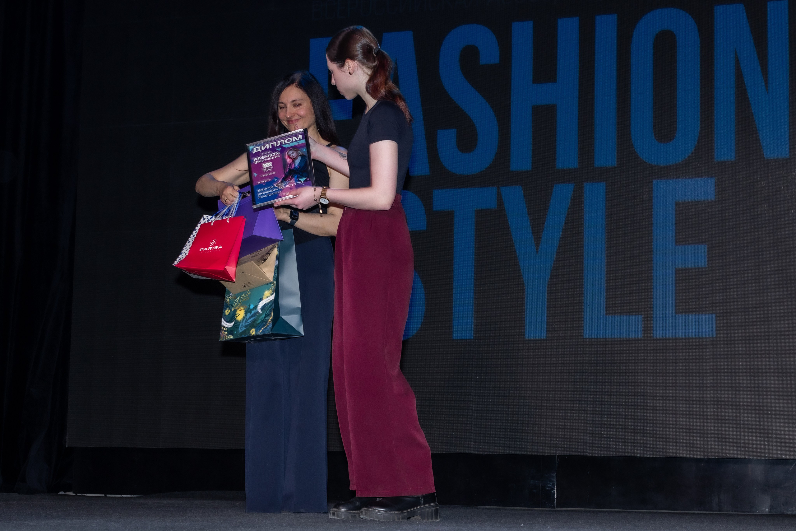 Модный показ Ассоциация дизайнеров FASHION STYLE. Студия фото, видеографии и мультимедийного дизайна в Москве Multi Frame Studio