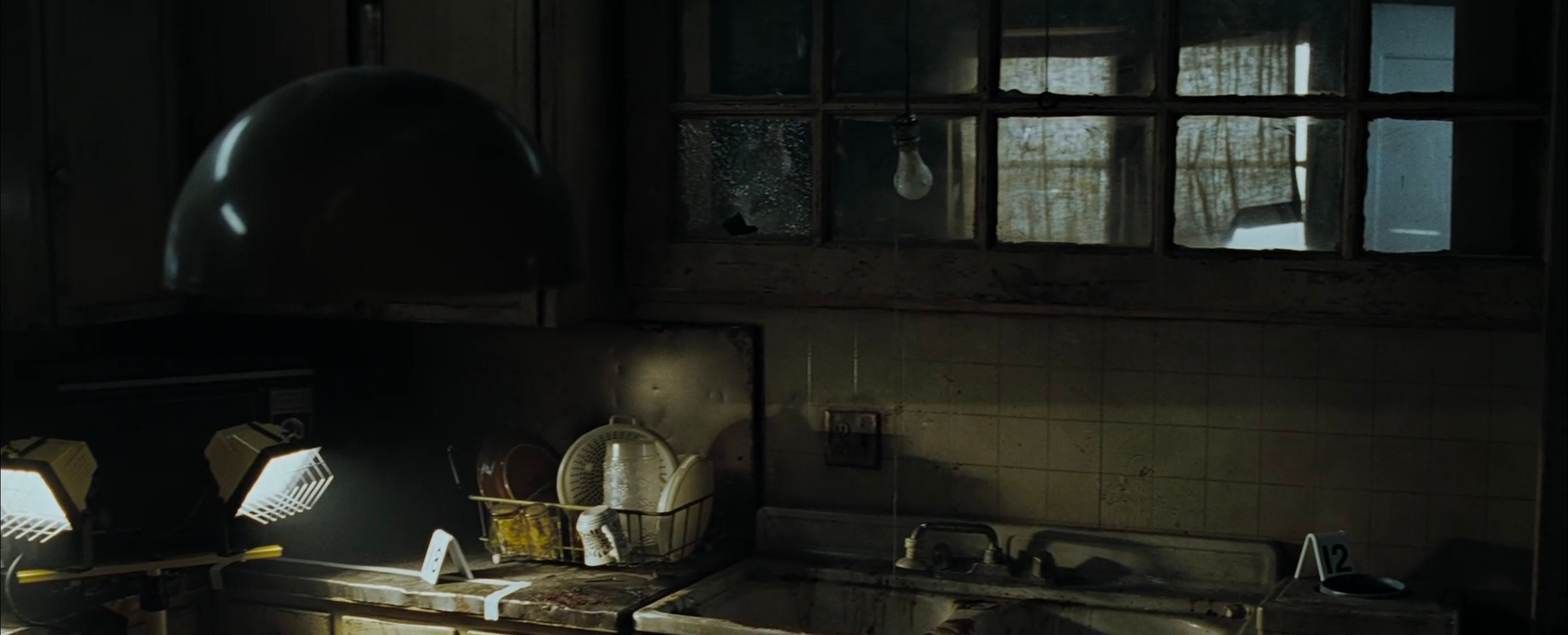 SE7EN. ANNA — PHOTOGRAPHER