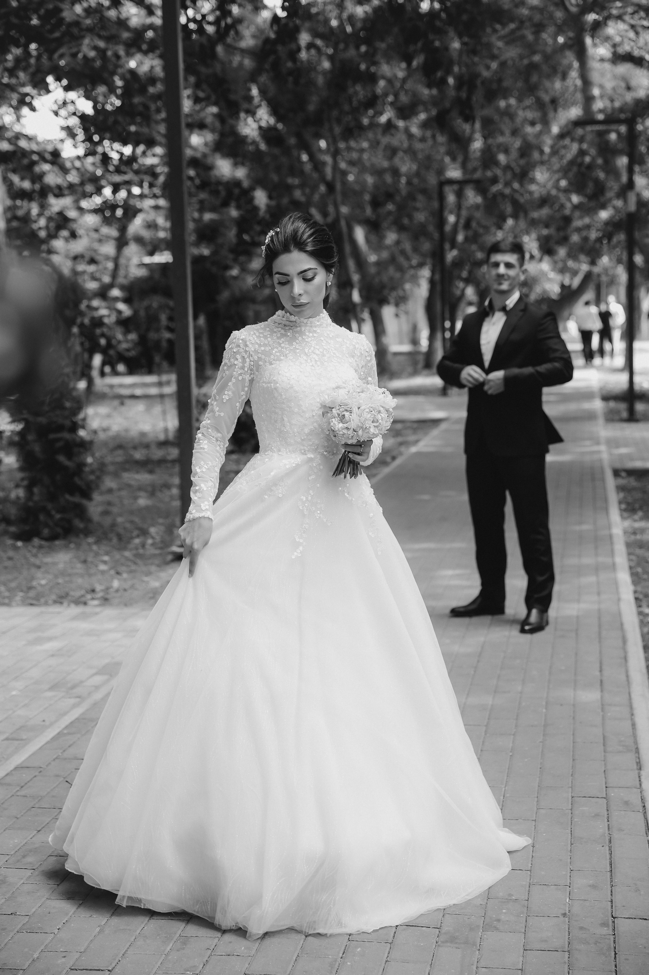 Гаджи и Зара. Omar Shapiev