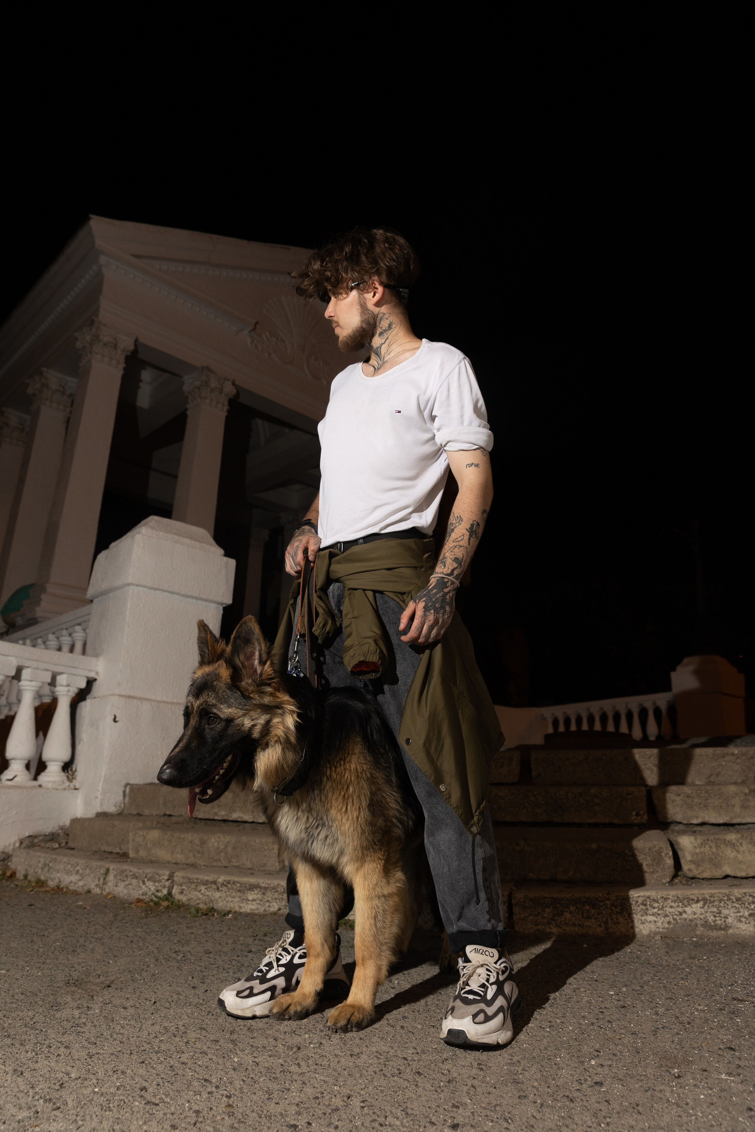 Никита и его верный друг Грэй. Omar Shapiev