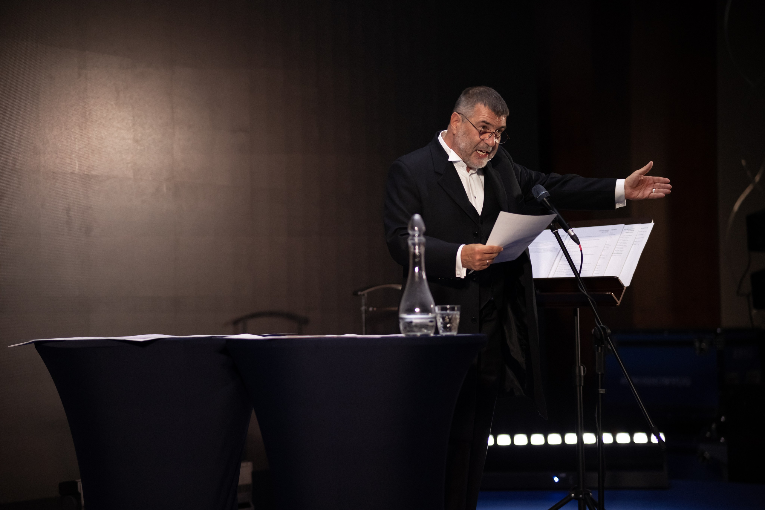 ЕВГЕНИЙ ГРИШКОВЕЦ [СПЕКТАКЛЬ]. Арина Тамочкина. Фотограф Краснодарю