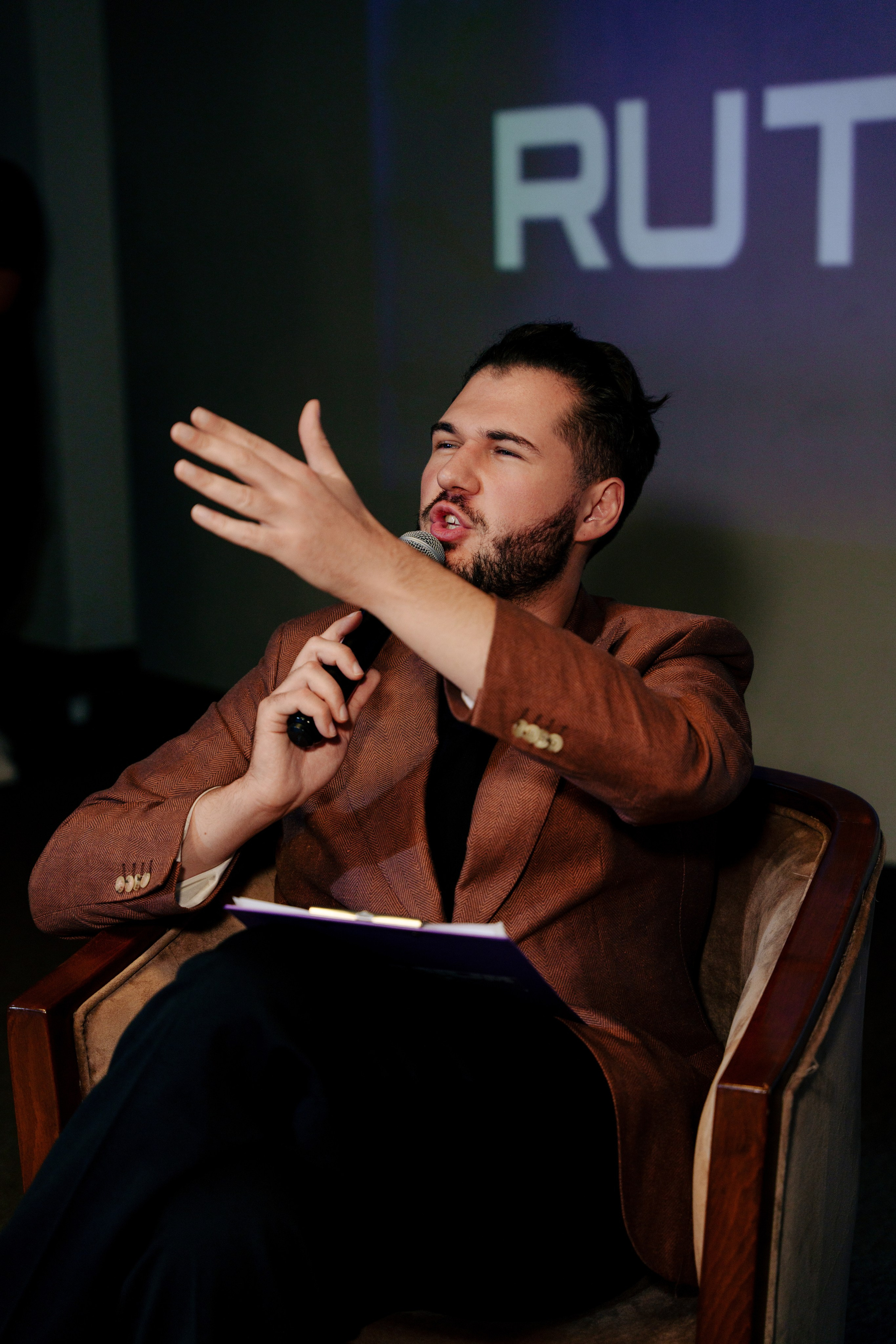 Фотограф в Красную поляну. Репортажный фотограф Москва Сергей Дружинин