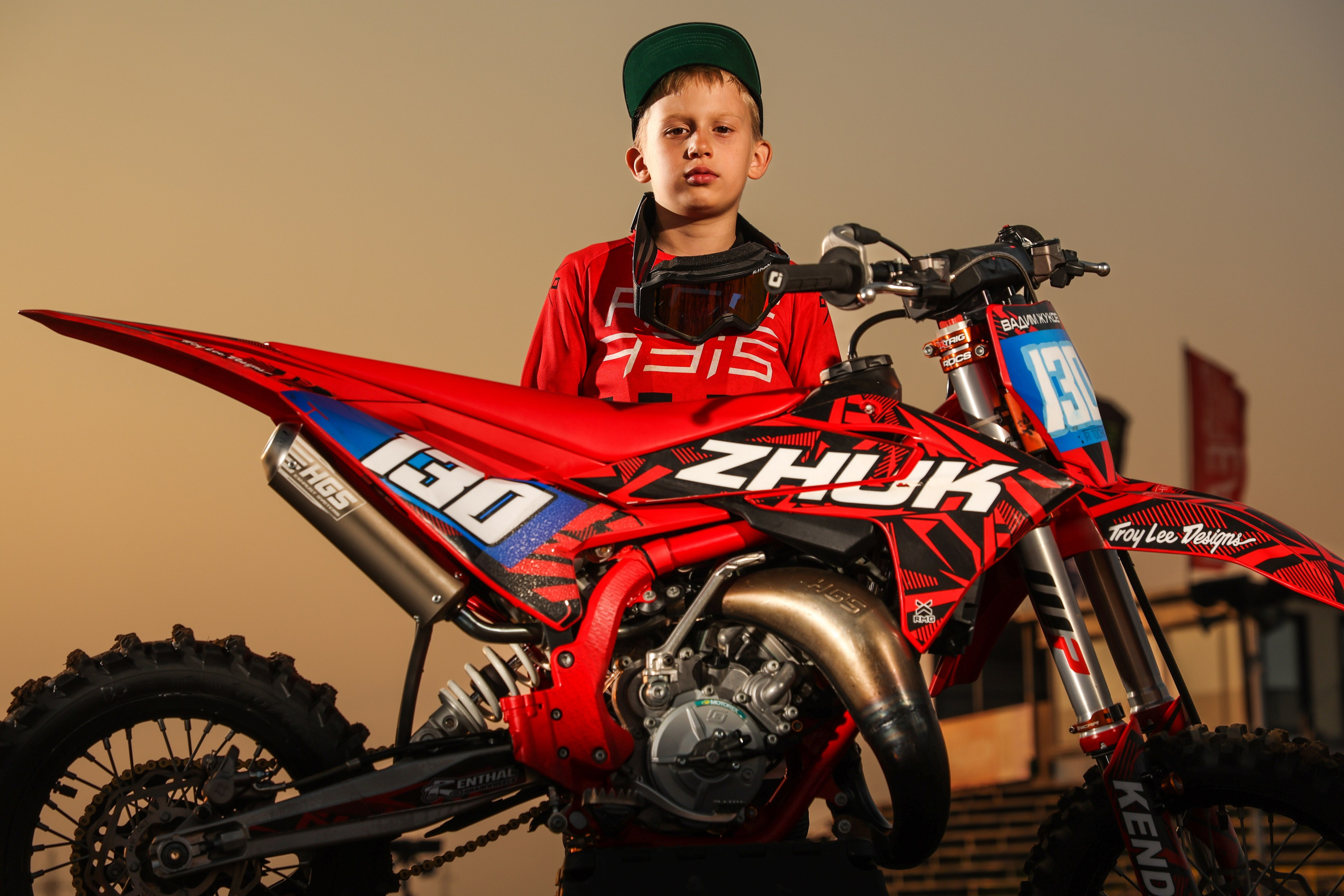 Назаров TEAM. Спортивный фотограф в Сочи Красной поляне Сергей Канада