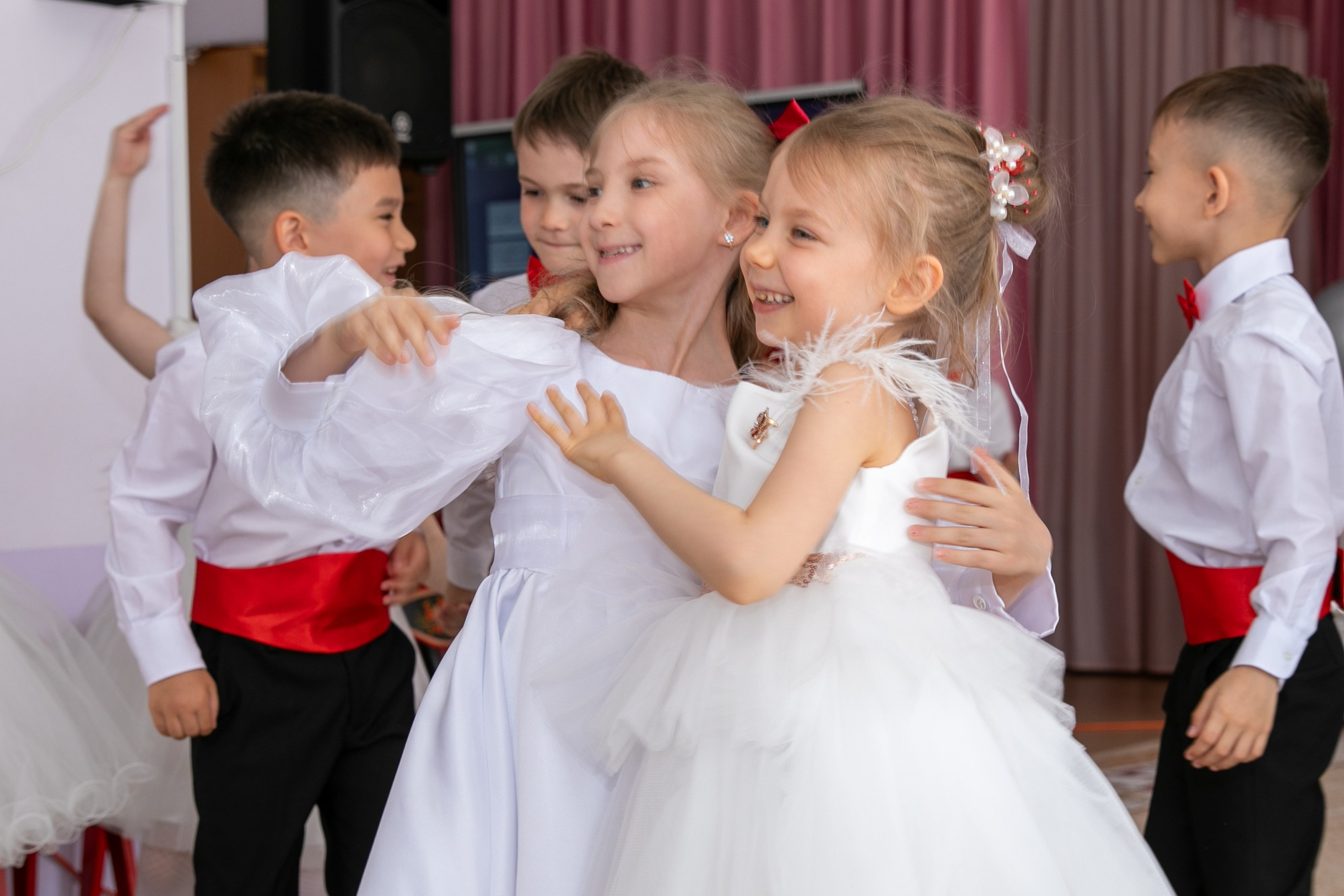 Выпускной Жемчужина 2025. Школьный и детский фотограф в Южно-Сахалинске Анастасия Лескова