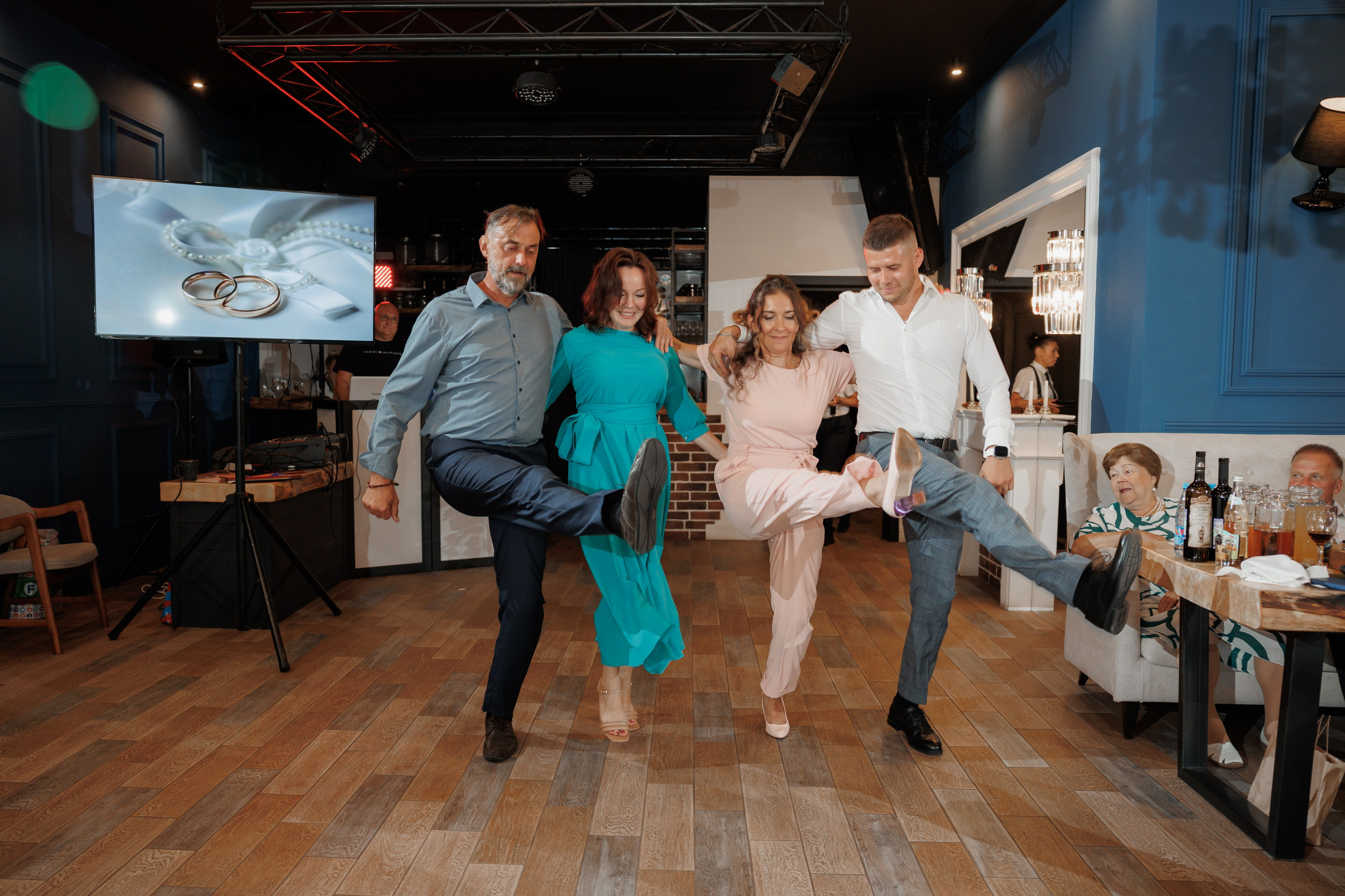 Полина и Дмитрий, загородный клуб «Барин», ЗАГС в г. Пушкино. Свадебный и репортажный фотограф (Москва, Королев и другие)