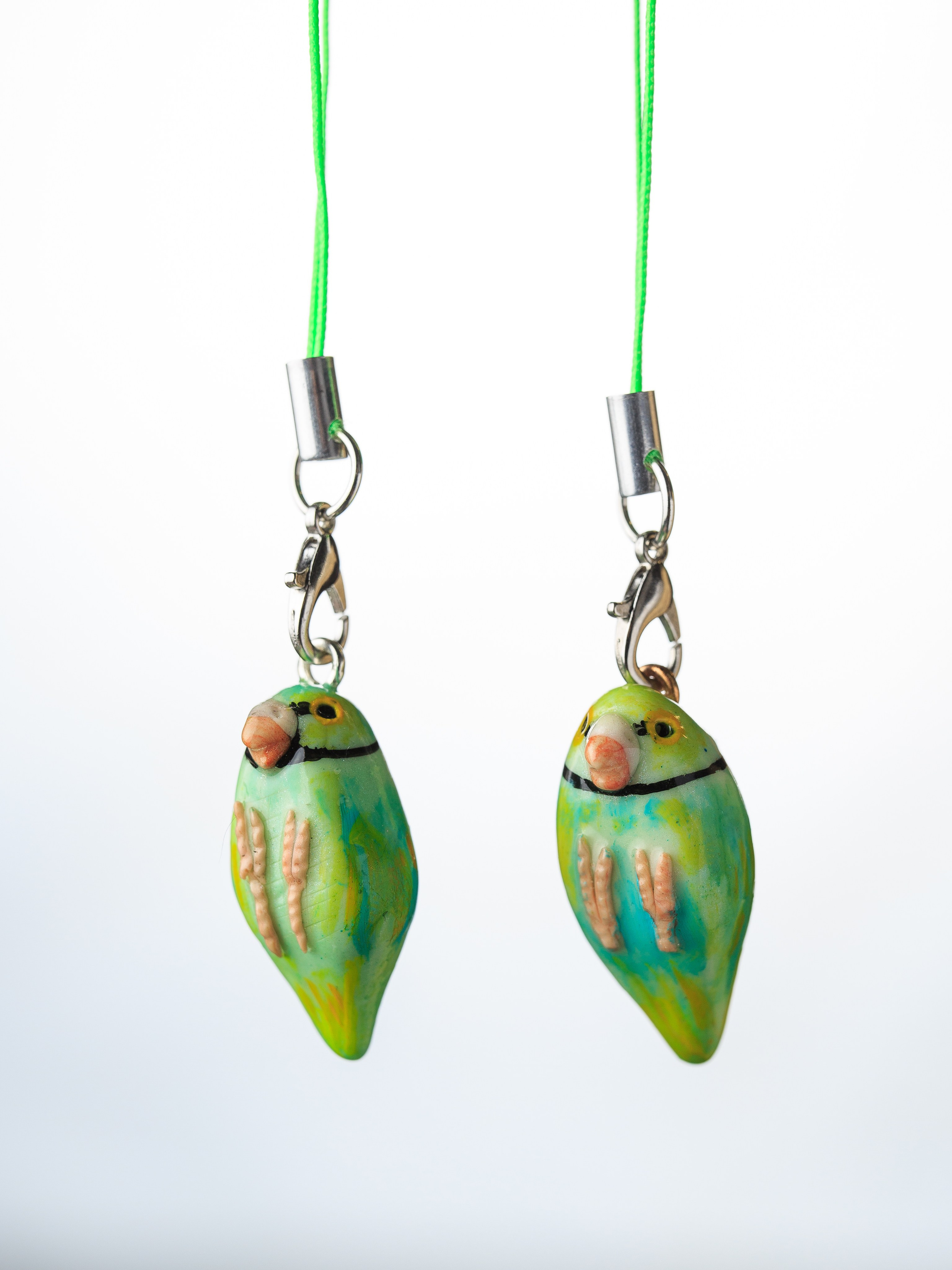 Кулоны и подвески. Творческая мастерская MimikaShop в г. Анапа