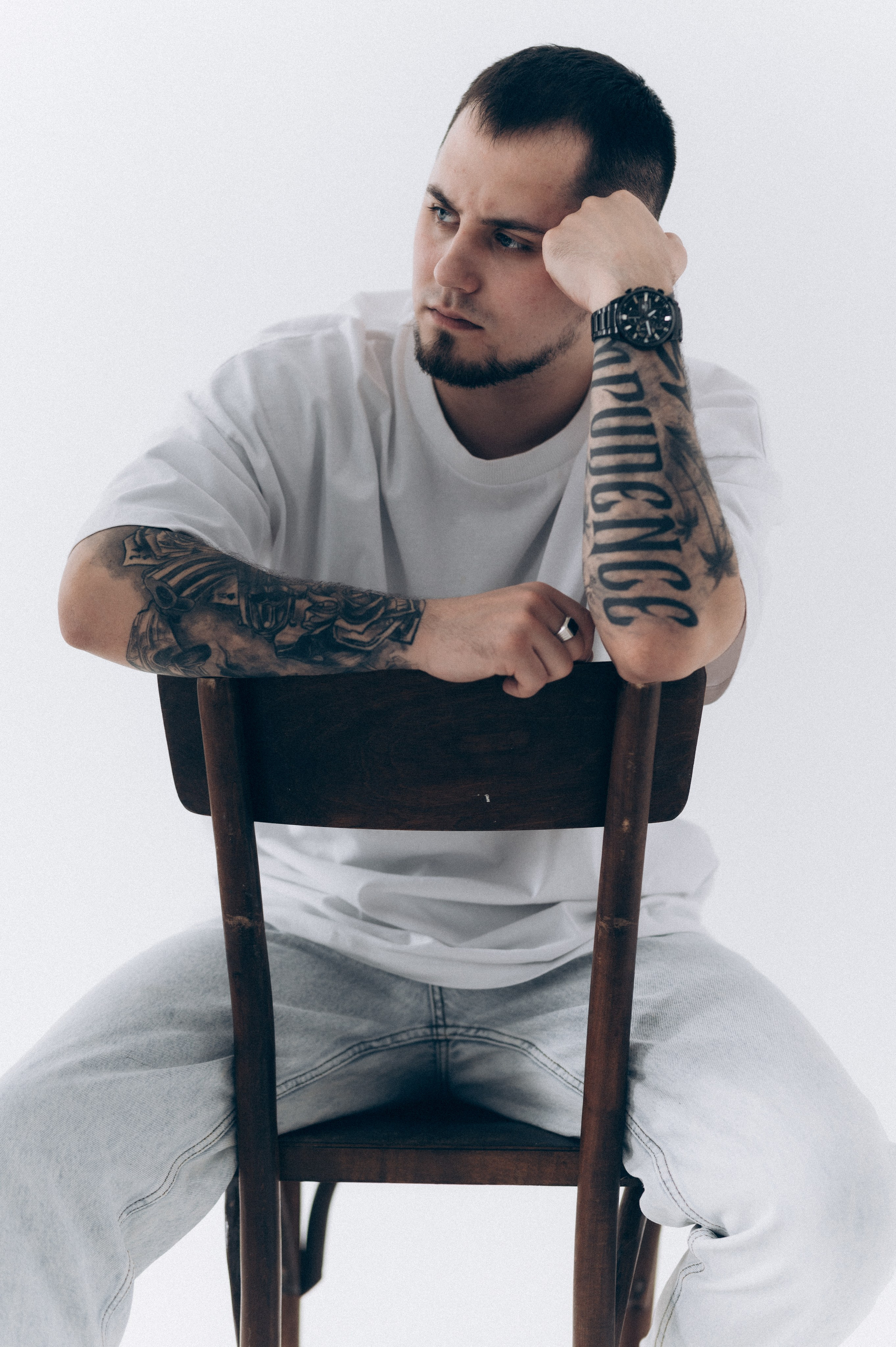 Диана и Леонид, студийное Love Story. Белебей. Фотограф Белебей Абзалетдинов Артур