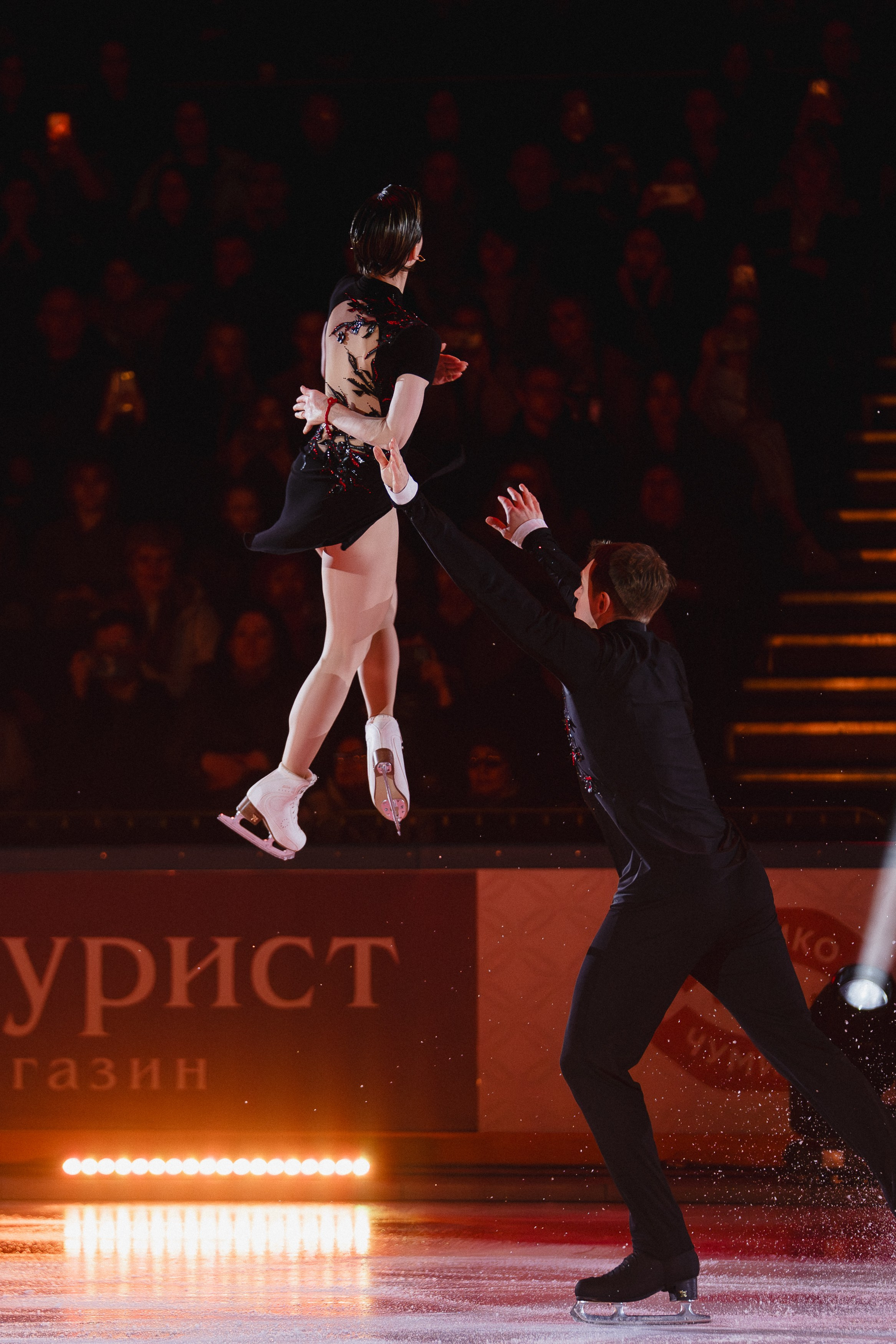 Шоу Этери Тутберидзе в Новосибирске. Воробьева Ксения — Спортивный и танцевальный фотограф Новосибирск