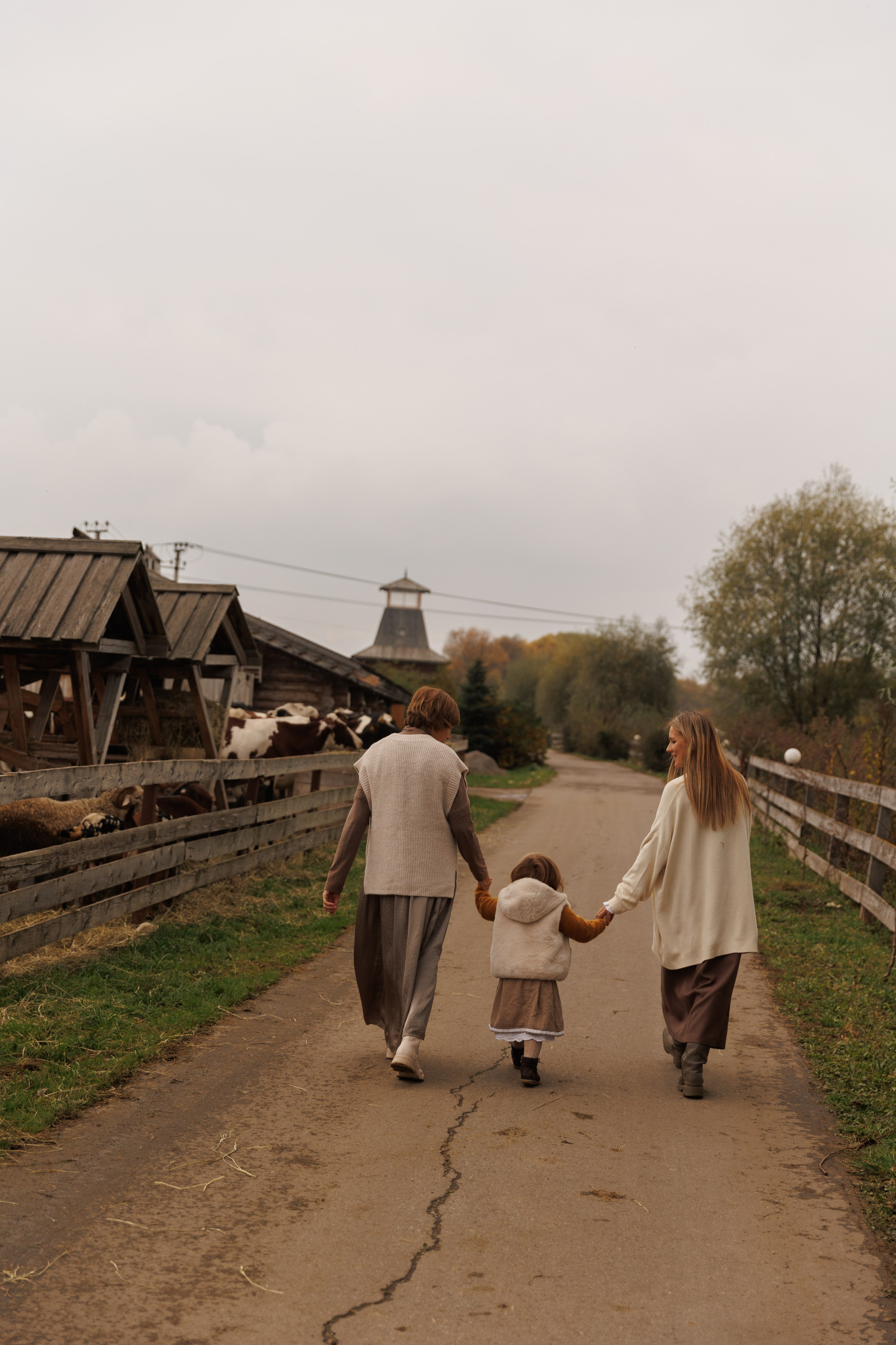 Осенняя прогулка (село Остров). Фотограф в Красногорске и Москве