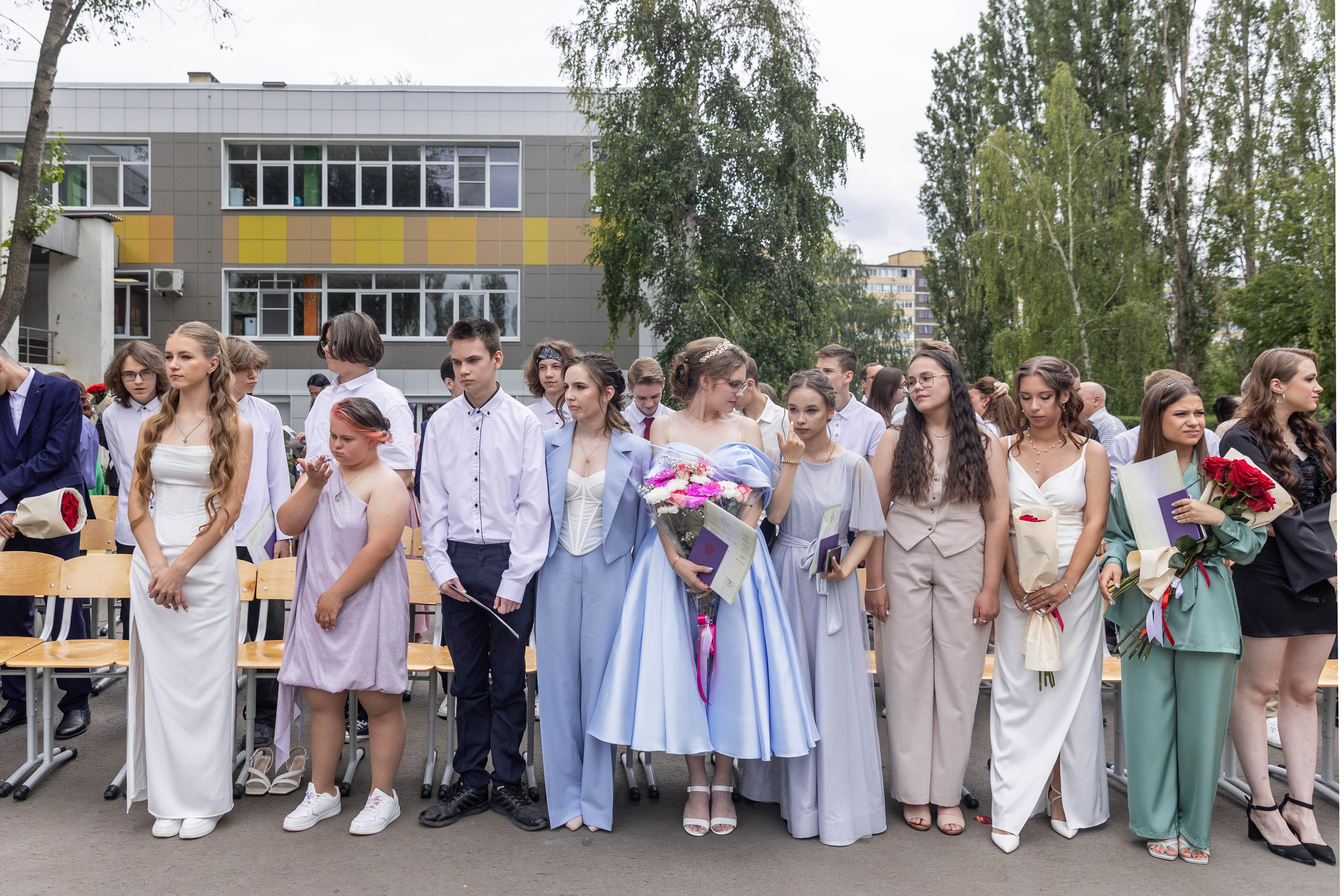 Выпускной 9 класс СОШ 3 2025. Свадебный семейный фотограф Костырина Светлана