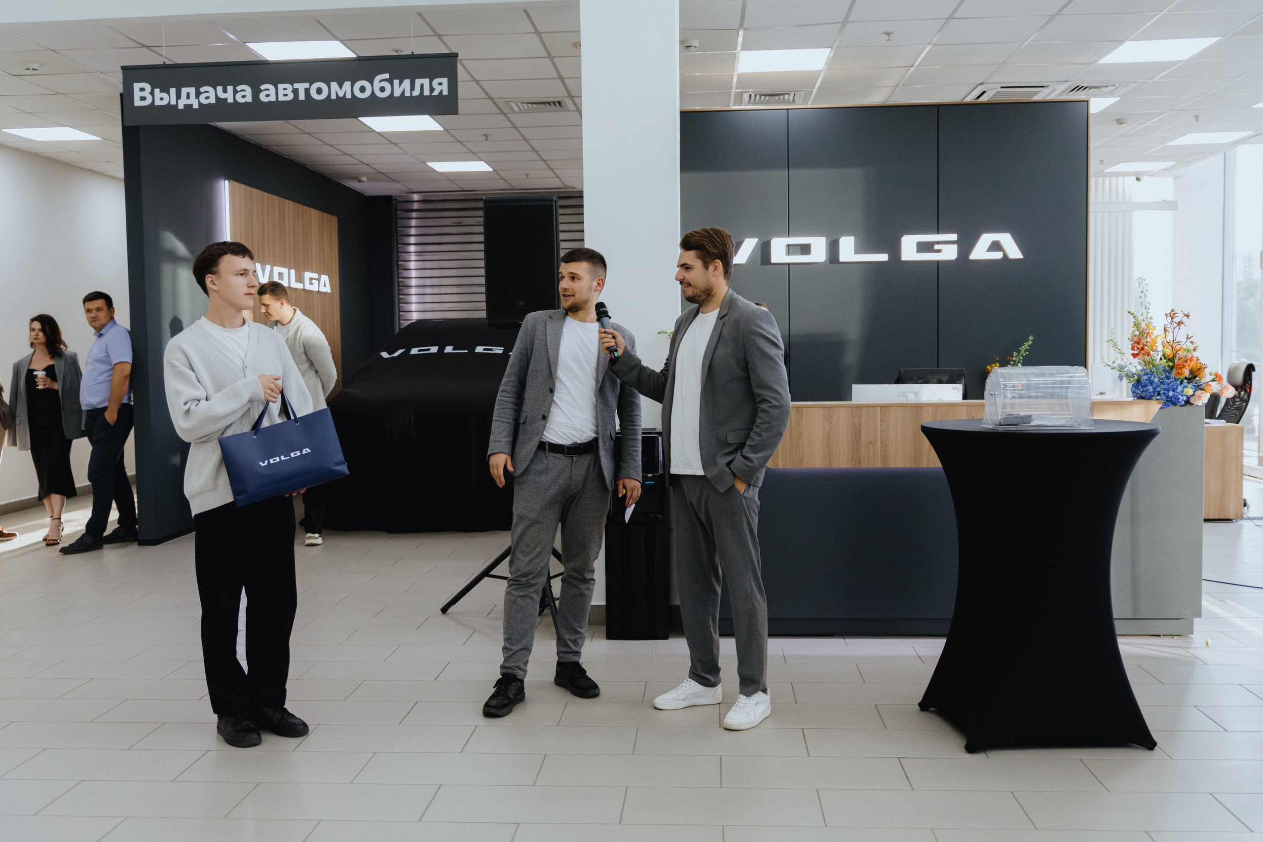 Презентация автомобилей «Volga». Фотограф в Москве и Санкт-Петербурге Дарина