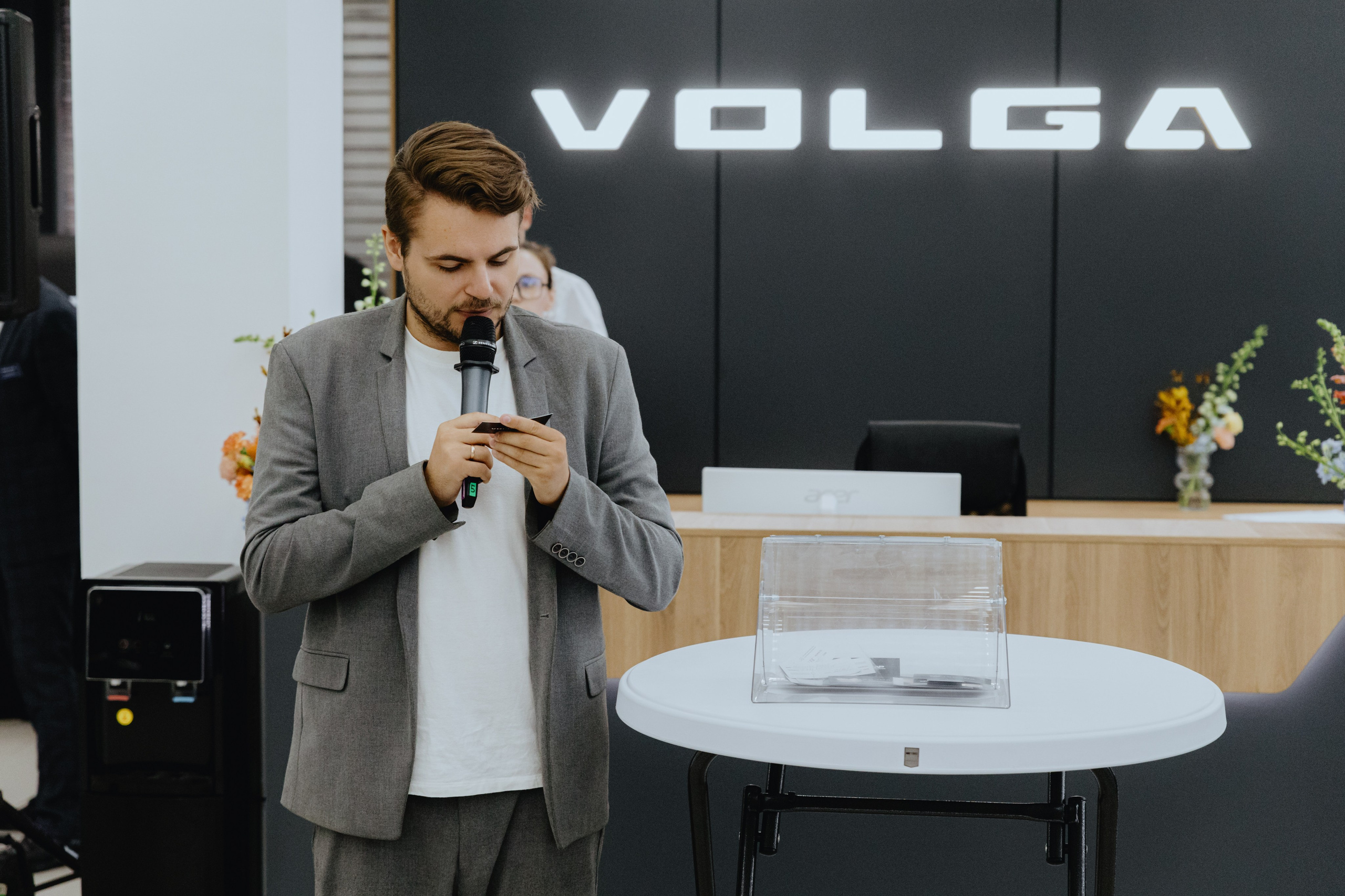 Презентация автомобилей «Volga». Фотограф в Москве и Санкт-Петербурге Дарина