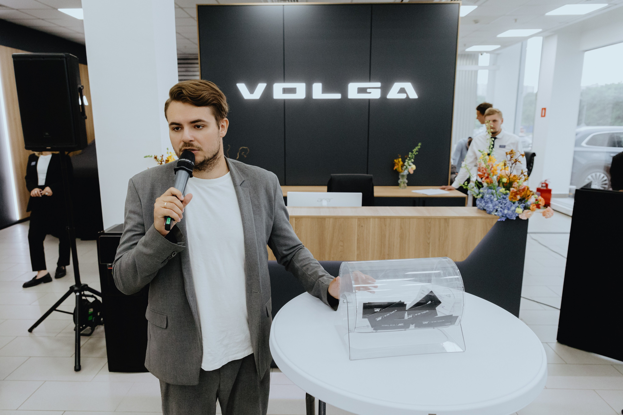 Презентация автомобилей «Volga». Фотограф в Москве и Санкт-Петербурге Дарина