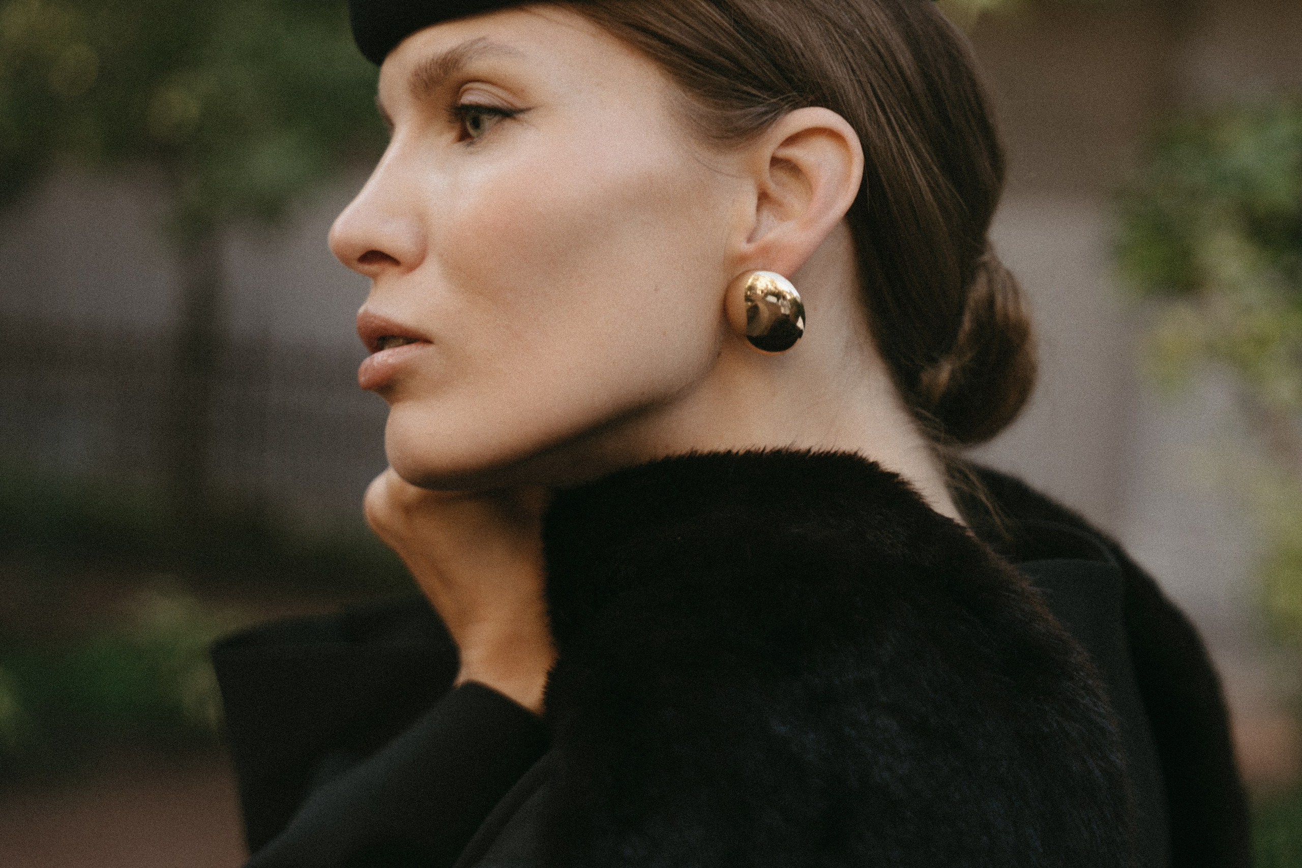 ЖЕНСКИЙ ПОРТРЕТ. О ЛЮБВИ НЕ ГОВОРЯТ.ЕЕ ПОКАЗЫВАЮТ