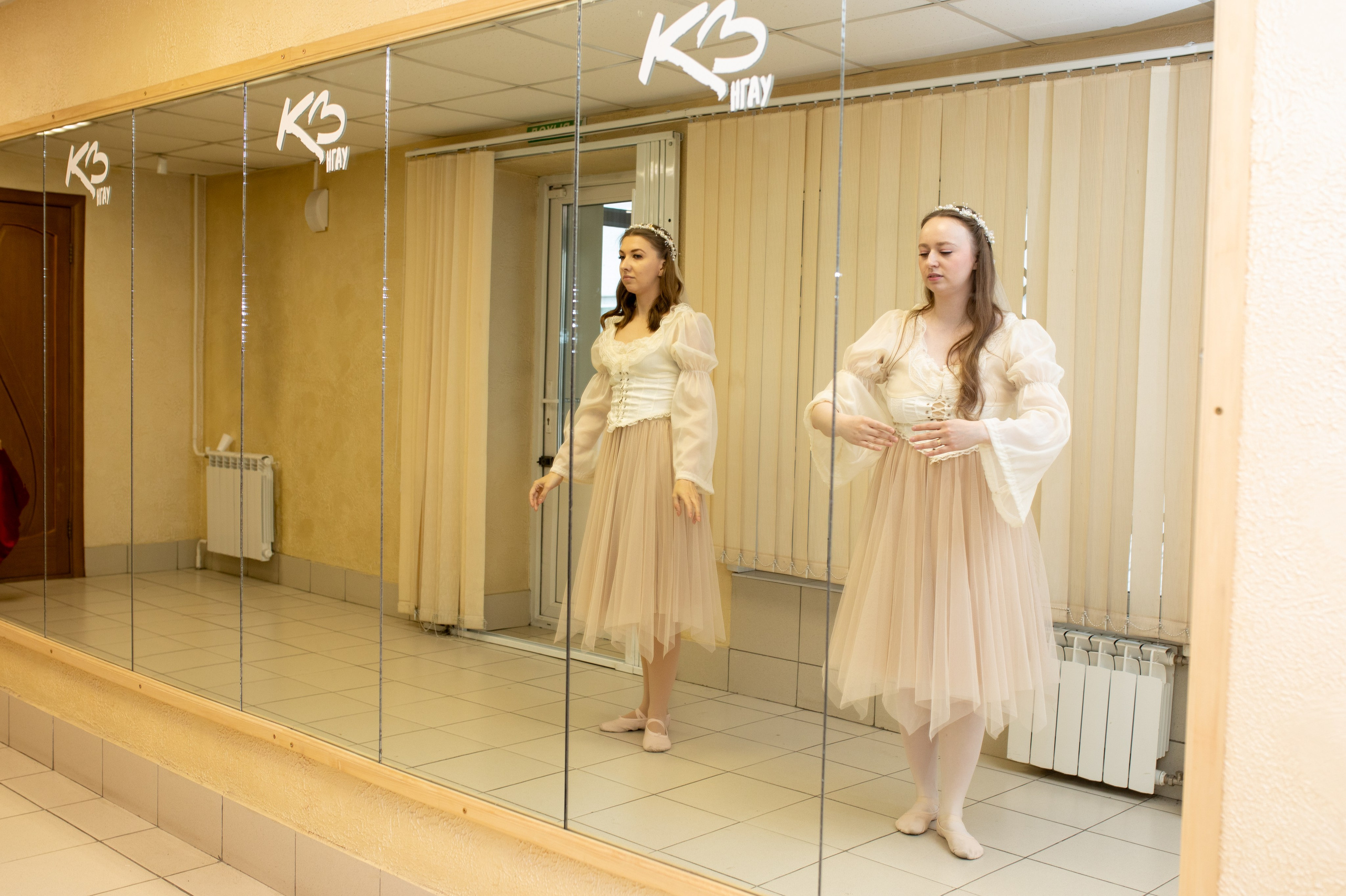 Закулисье отчетного концерта студии балета и растяжки «Левита». Фотограф в Новосибирске Ася Зверева