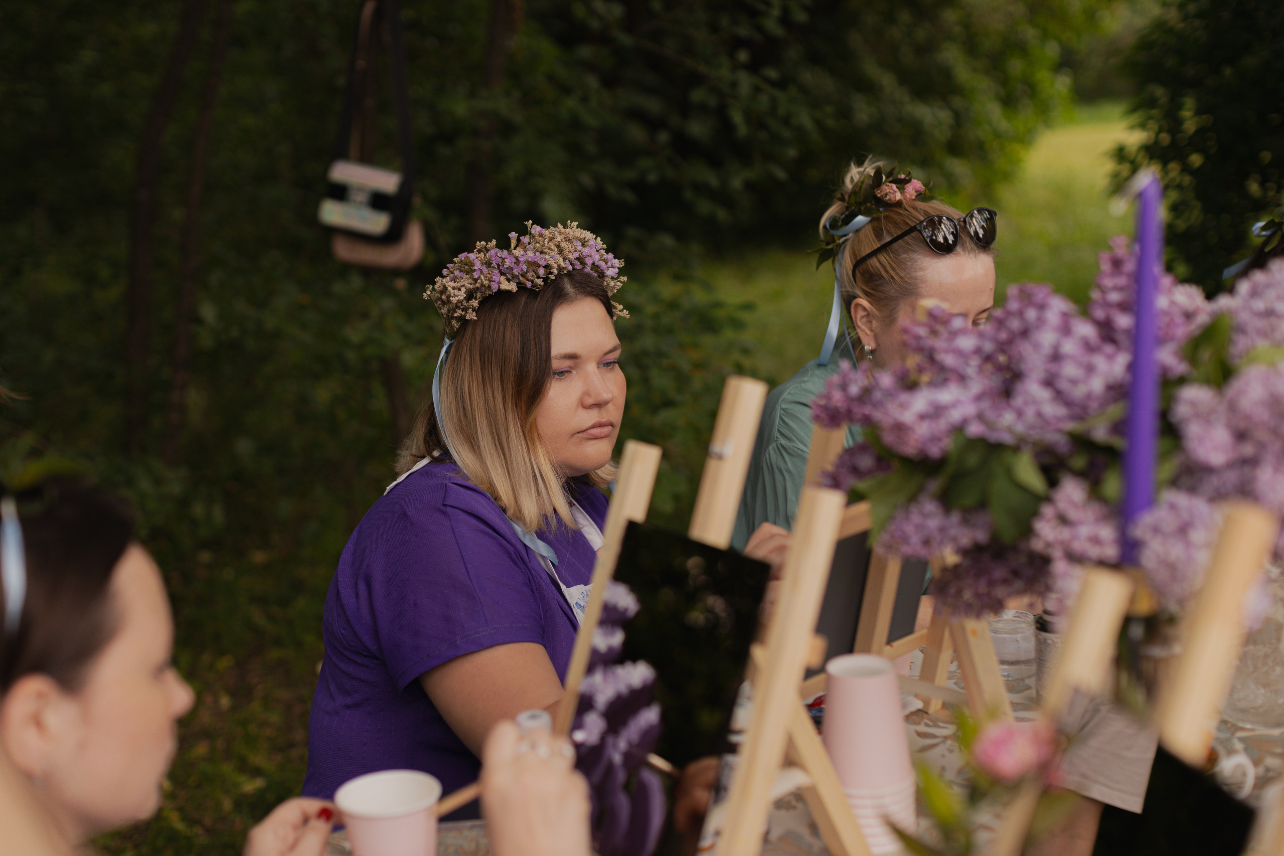 Мк Сирень на зеркале (девичник в парке). Анастасия Ракчеева Художник