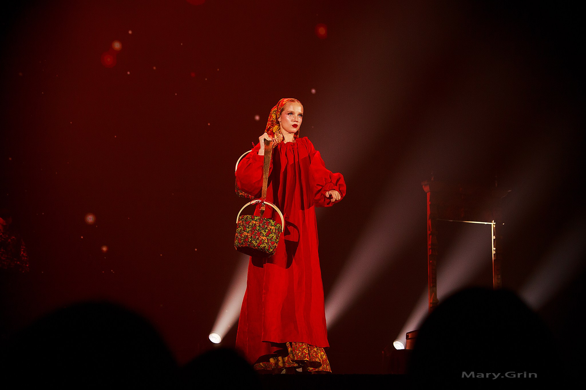 Подиумный спектакль «стиль Надежды» 2025. Детский и семейный фотограф, фотограф мероприятий Нижний Новгород