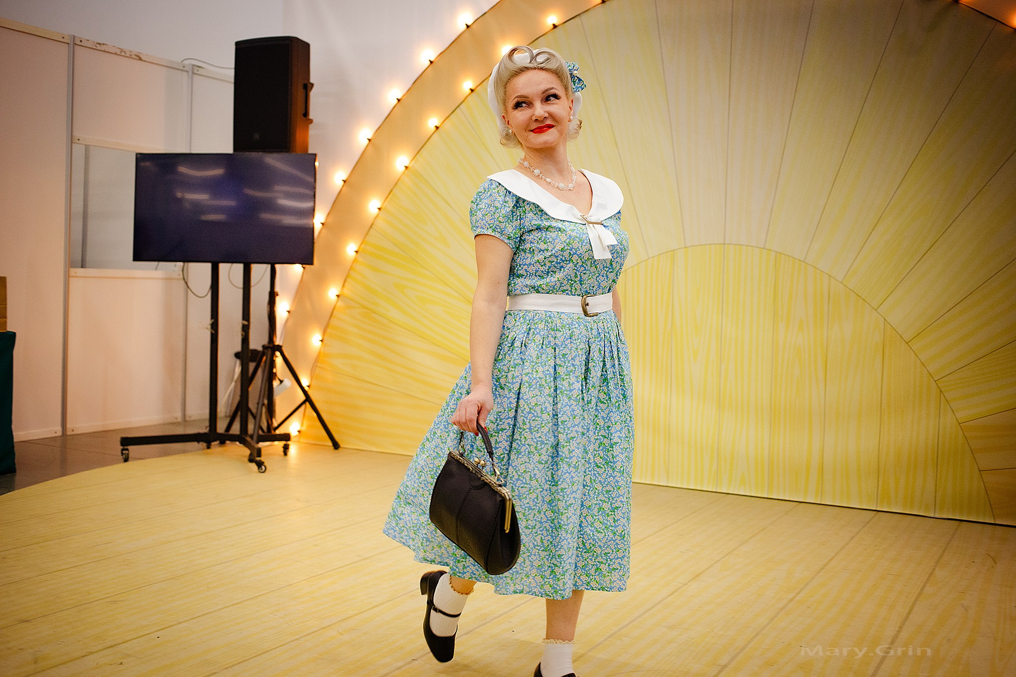 Показ моды 40х лет. Православная ярмарка 2025. Детский и семейный фотограф, фотограф мероприятий Нижний Новгород