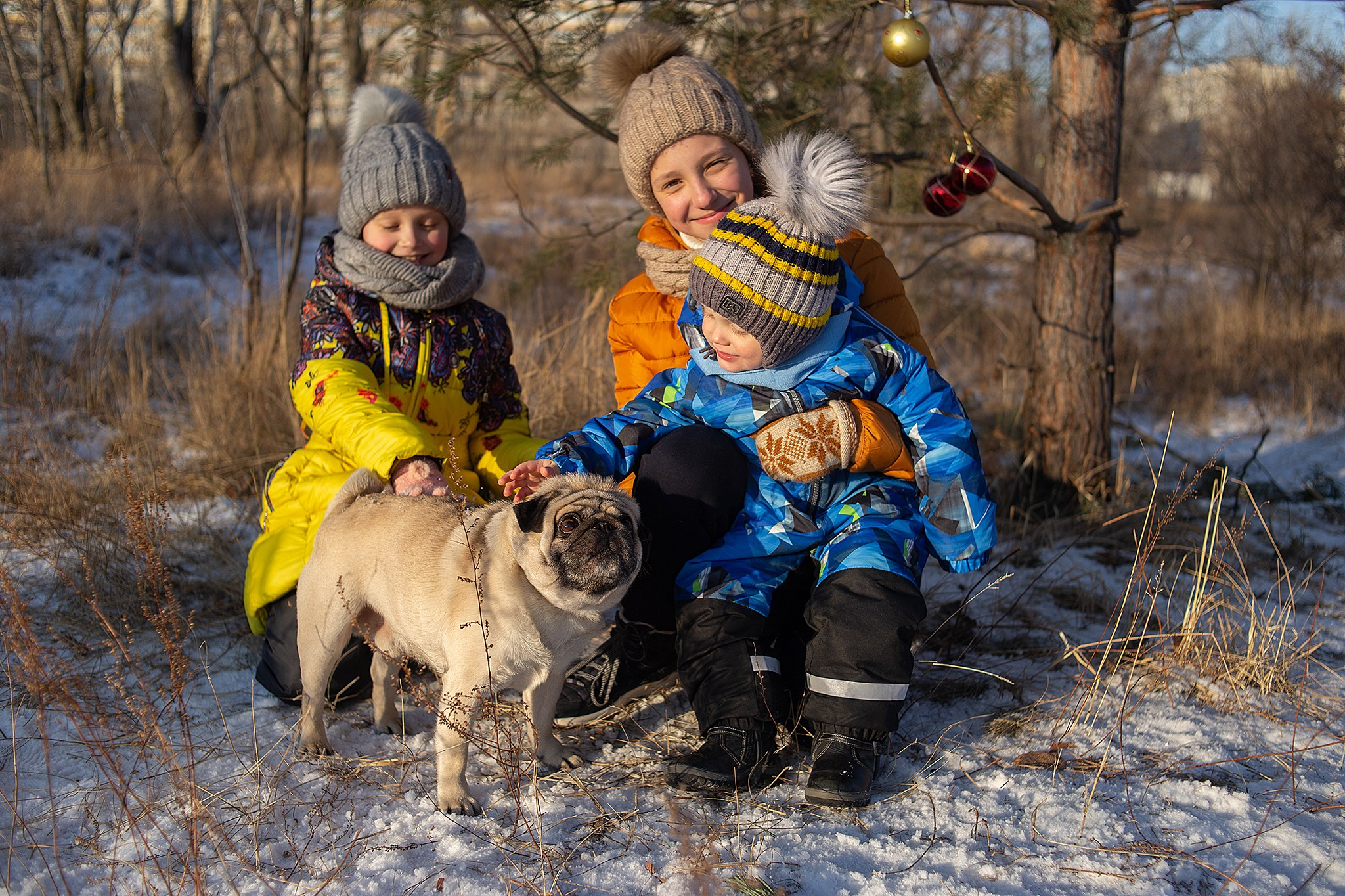 Зимняя фотопрогулка на мещерском озере с мандаринами. Детский и семейный фотограф, фотограф мероприятий Нижний Новгород