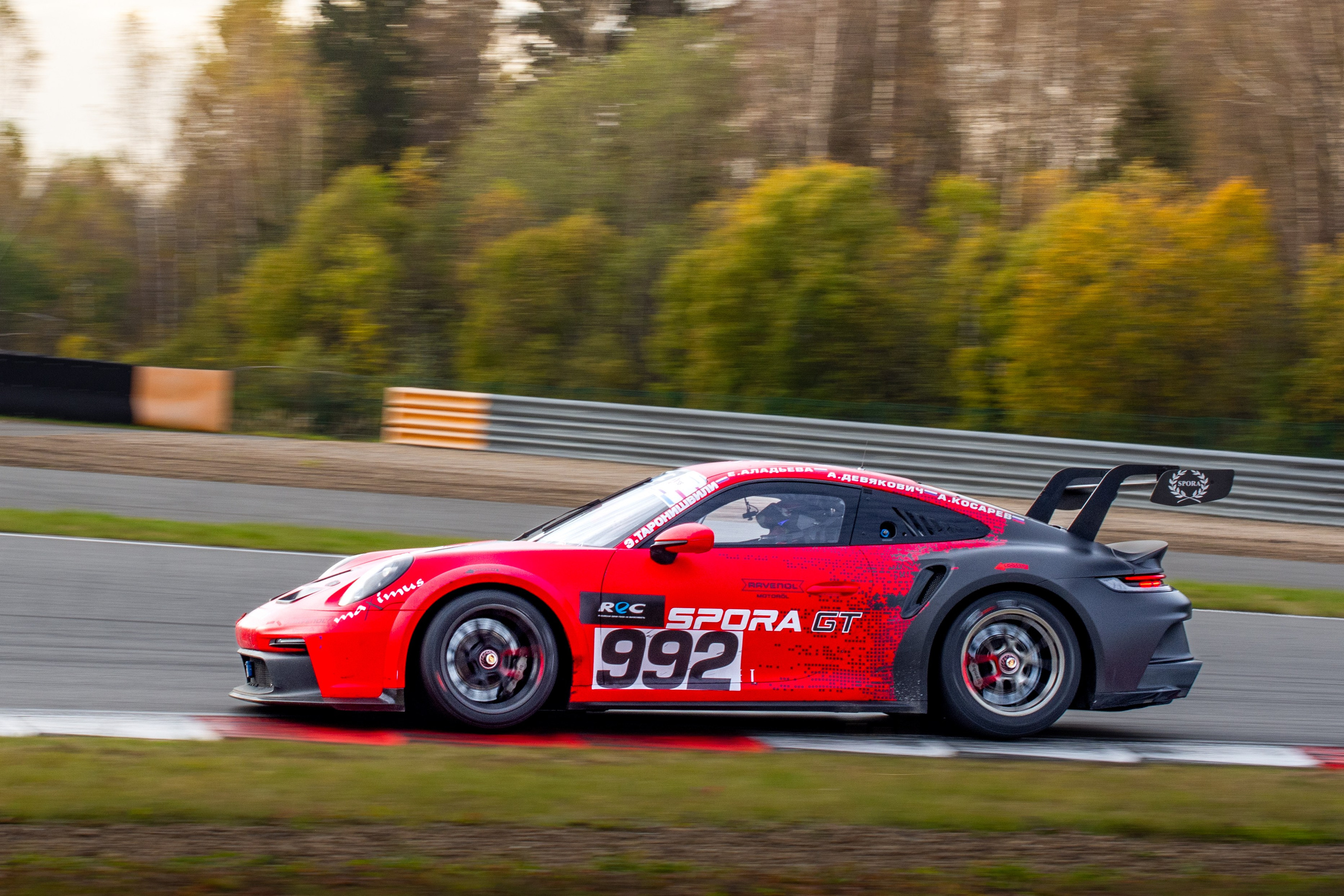 MRW — REC — 04.10.2025. AlexFecto — галереи фотографий