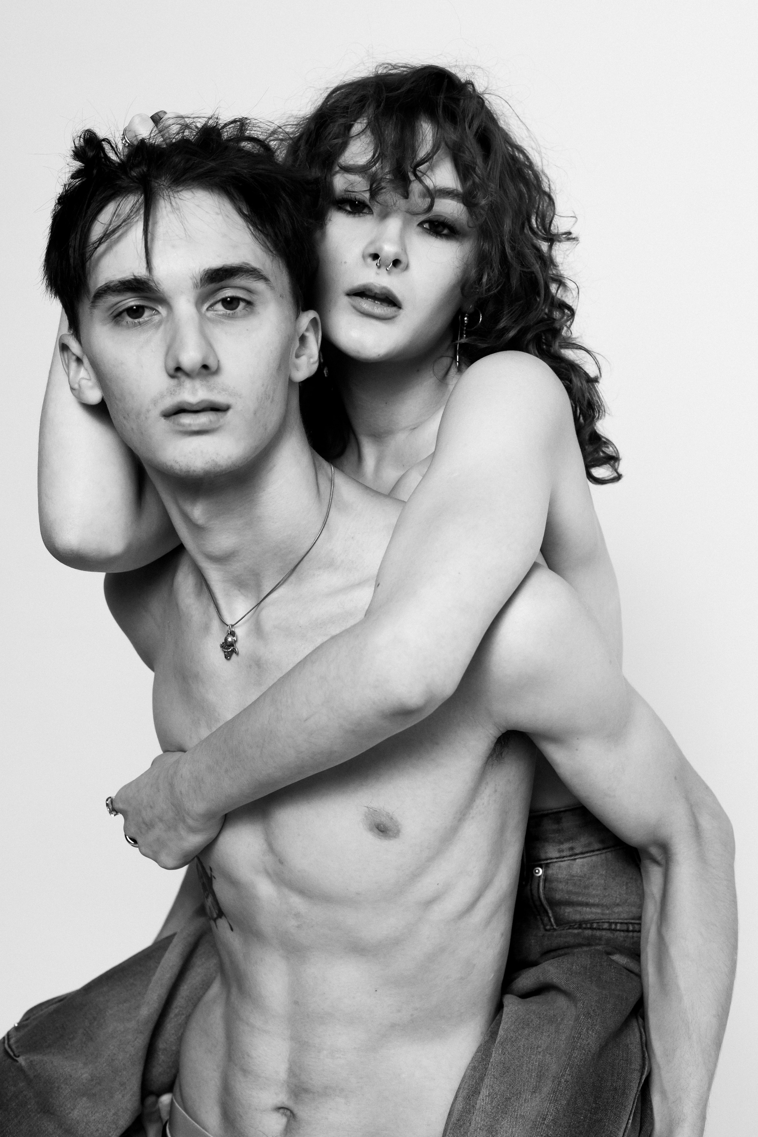 VD. Фотограф в Тюмени Даша Михнова. Портреты, фотопроекты, фотодни