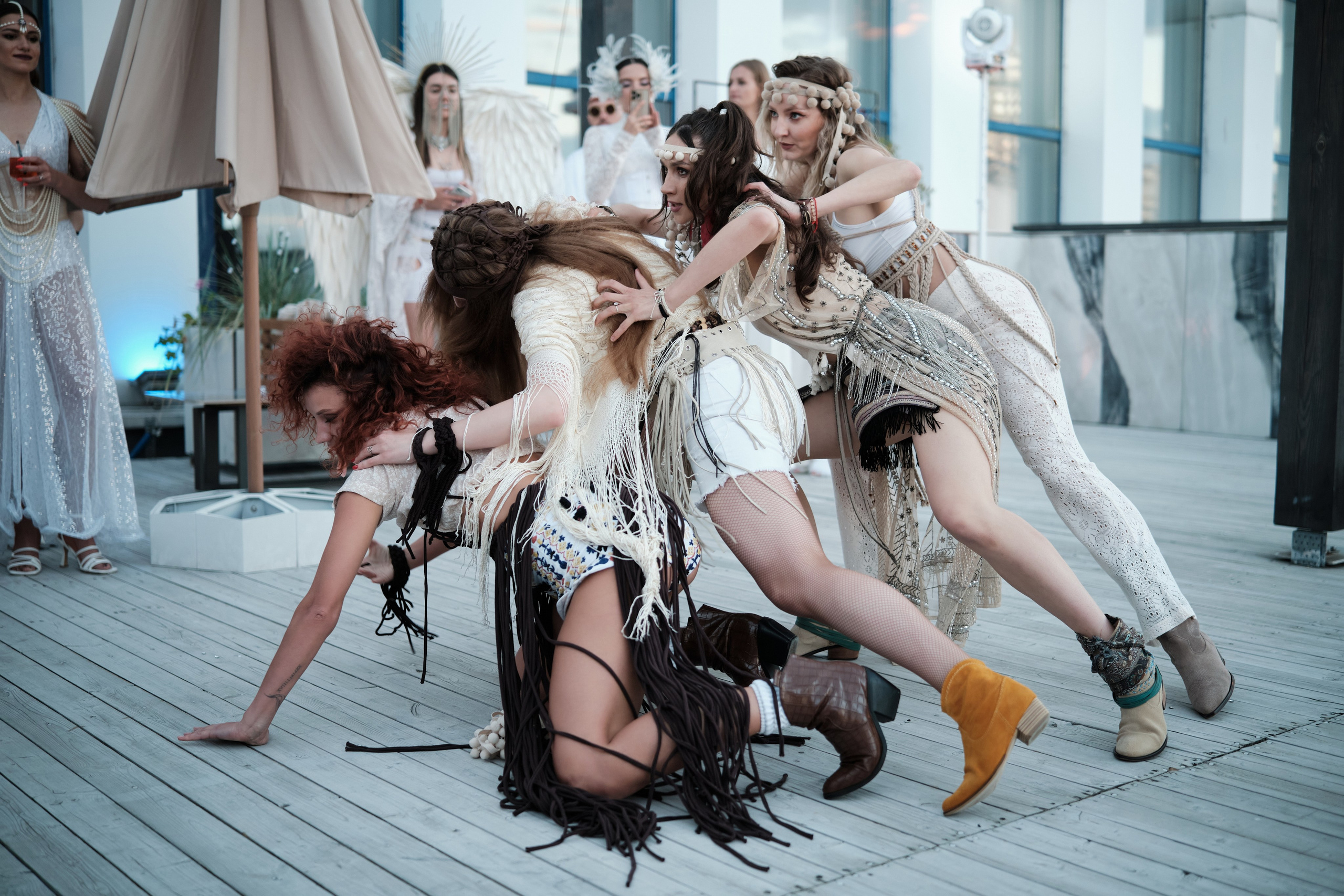 Burning Man на террасе White Point. Репортажный фотограф Дмитрий Литвинский. Минск, Беларусь, мир