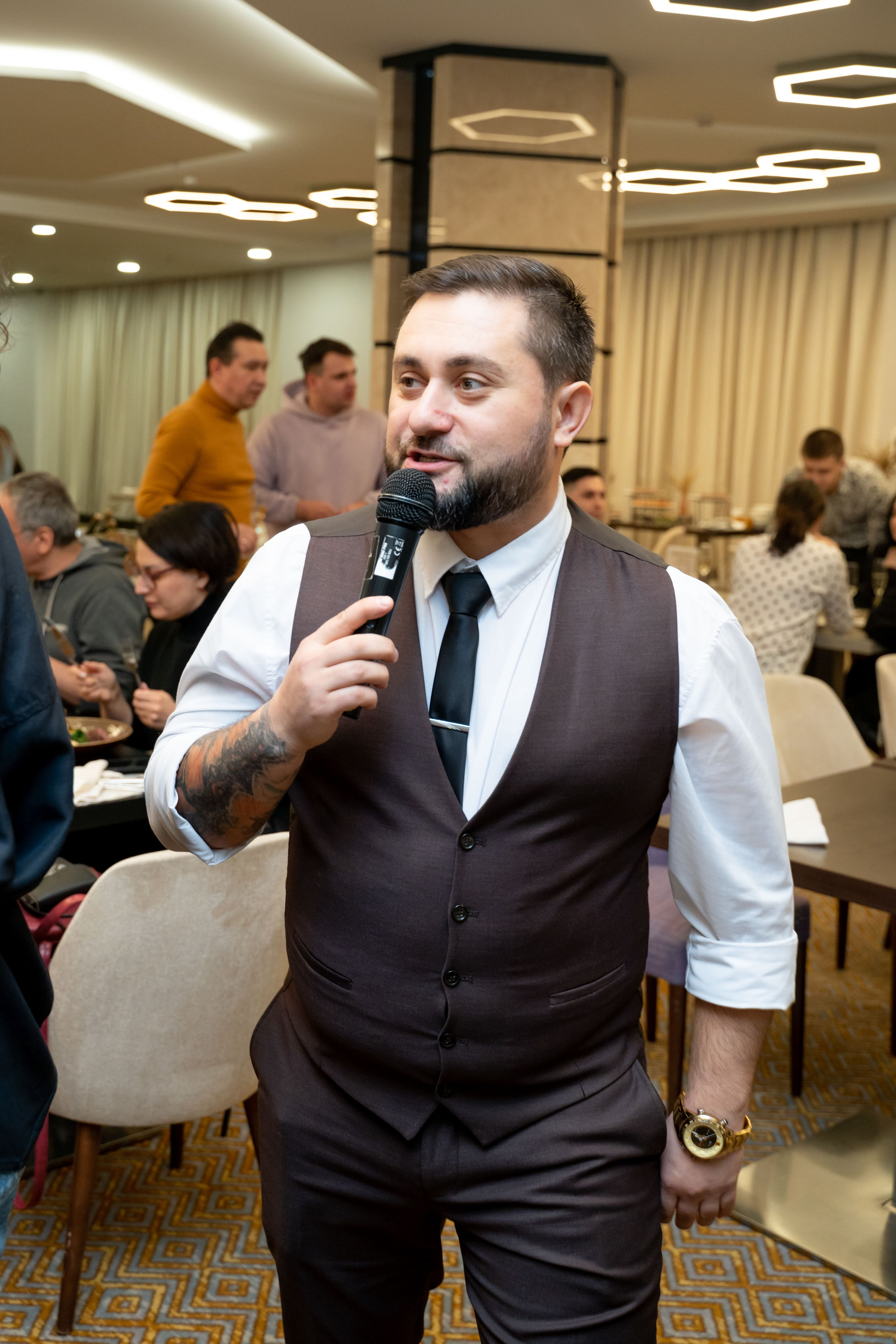 Битва Шефов в ресторане «Мед». Главная