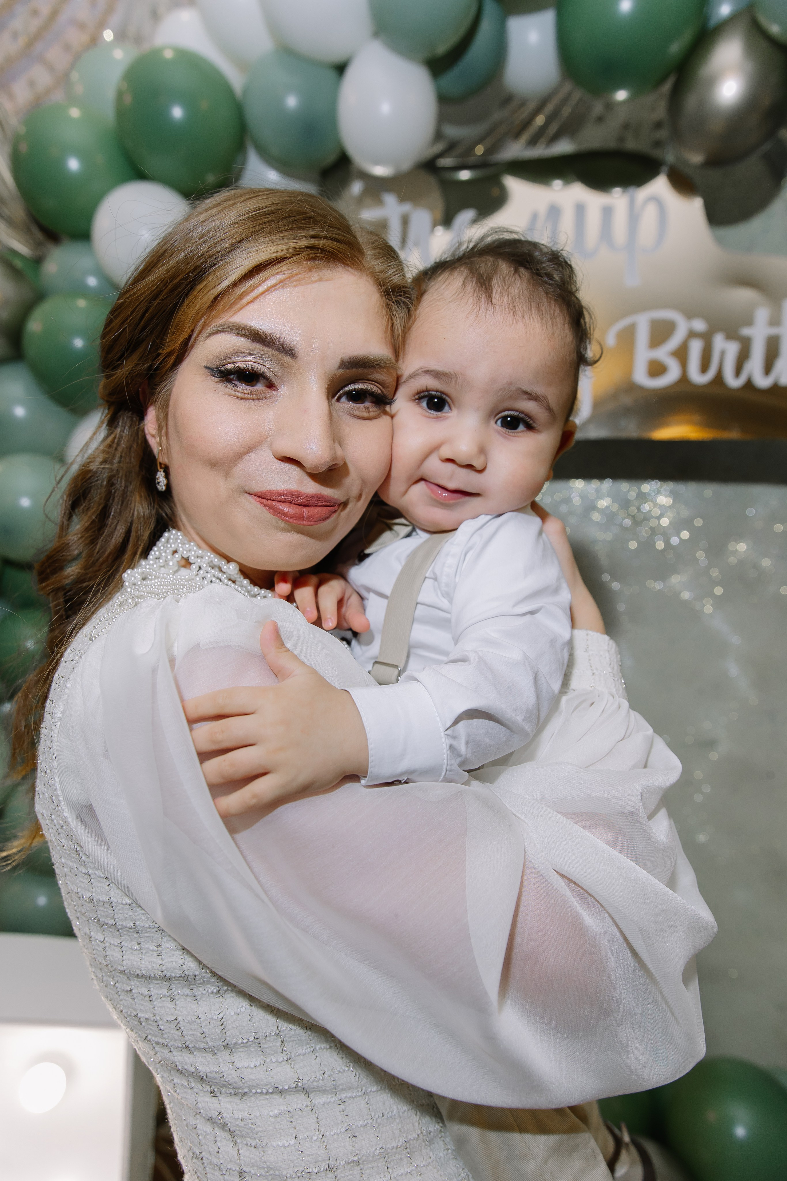 День рождения 1 годик Эльмиру. Свадебный фотограф в Новосибирске Лидия Александровна