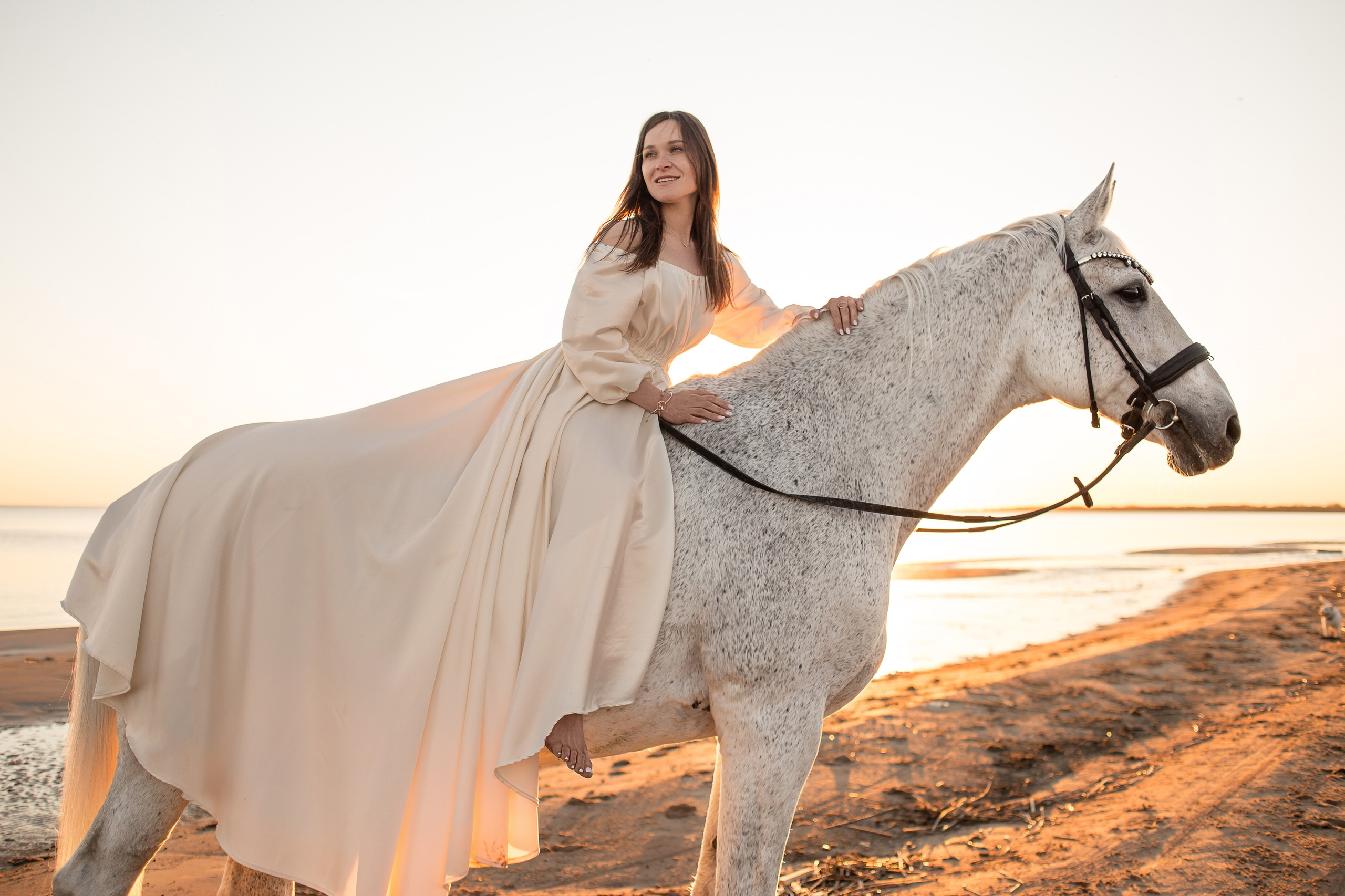 Фотосессия с лошадью на Финском заливе