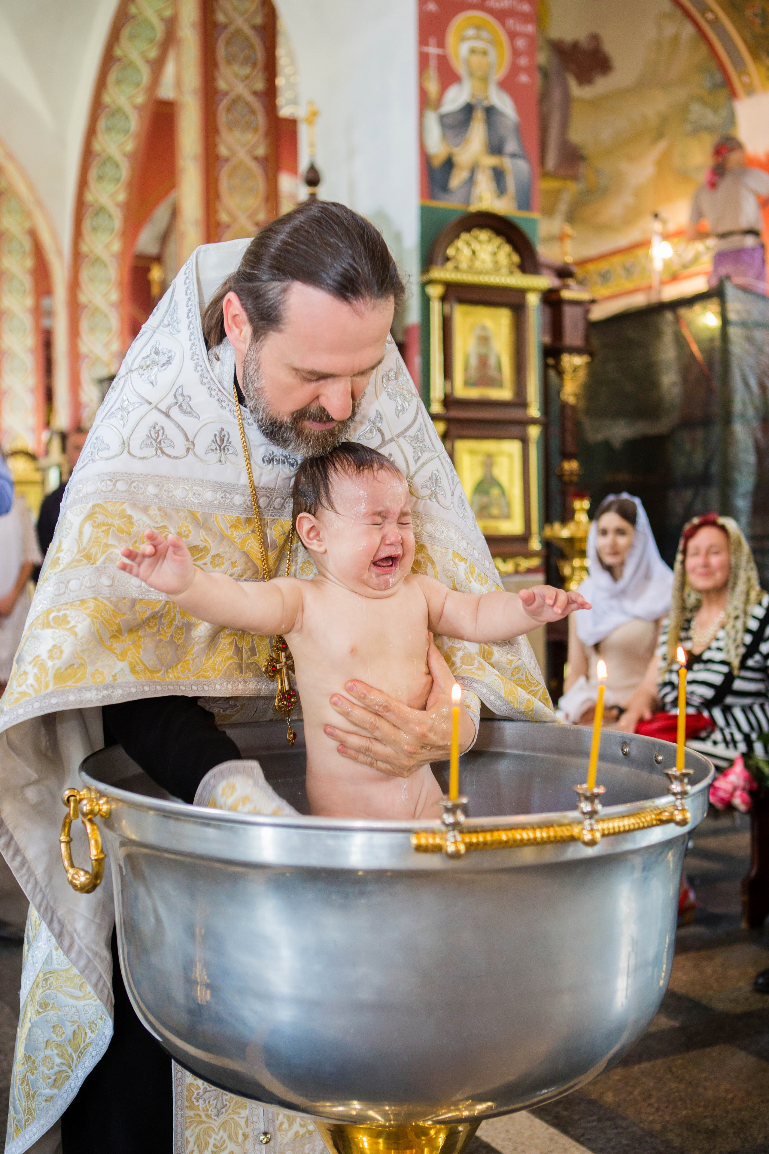 Крещение Александра. Храм Святого Духа. Свадебный семейный и детский фотограф в Краснодаре Карина Федоровская
