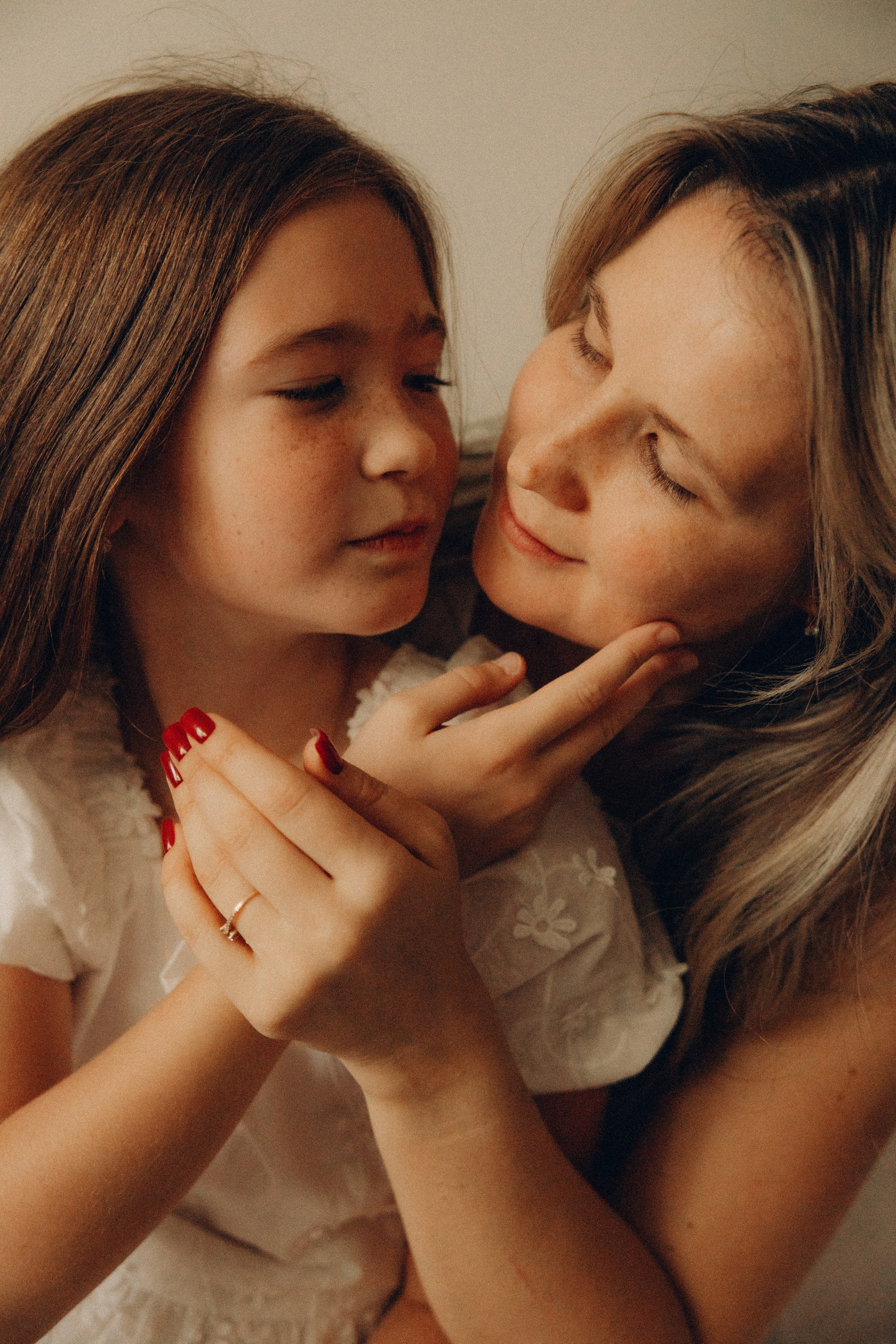 Ева. Главная