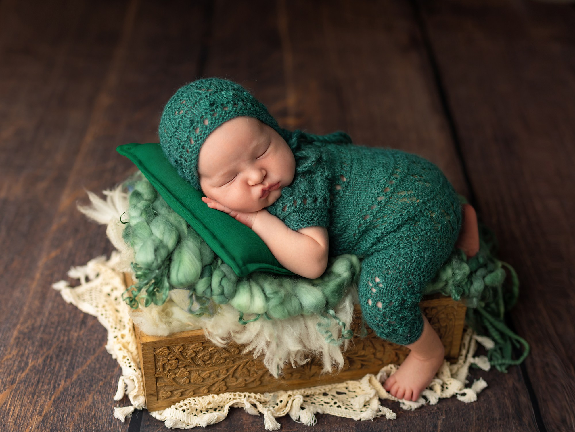 Newborn. Фотограф новорождённых в Казани Нейля Гильмутдинова ньюборн