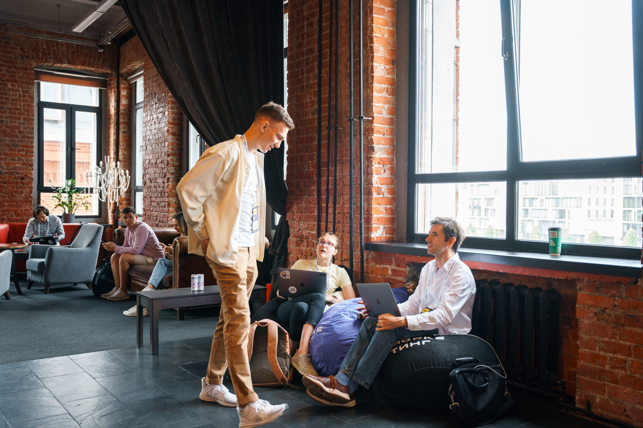 Aha! — 8 июля 2022. Фотобанк Матемаркетинг