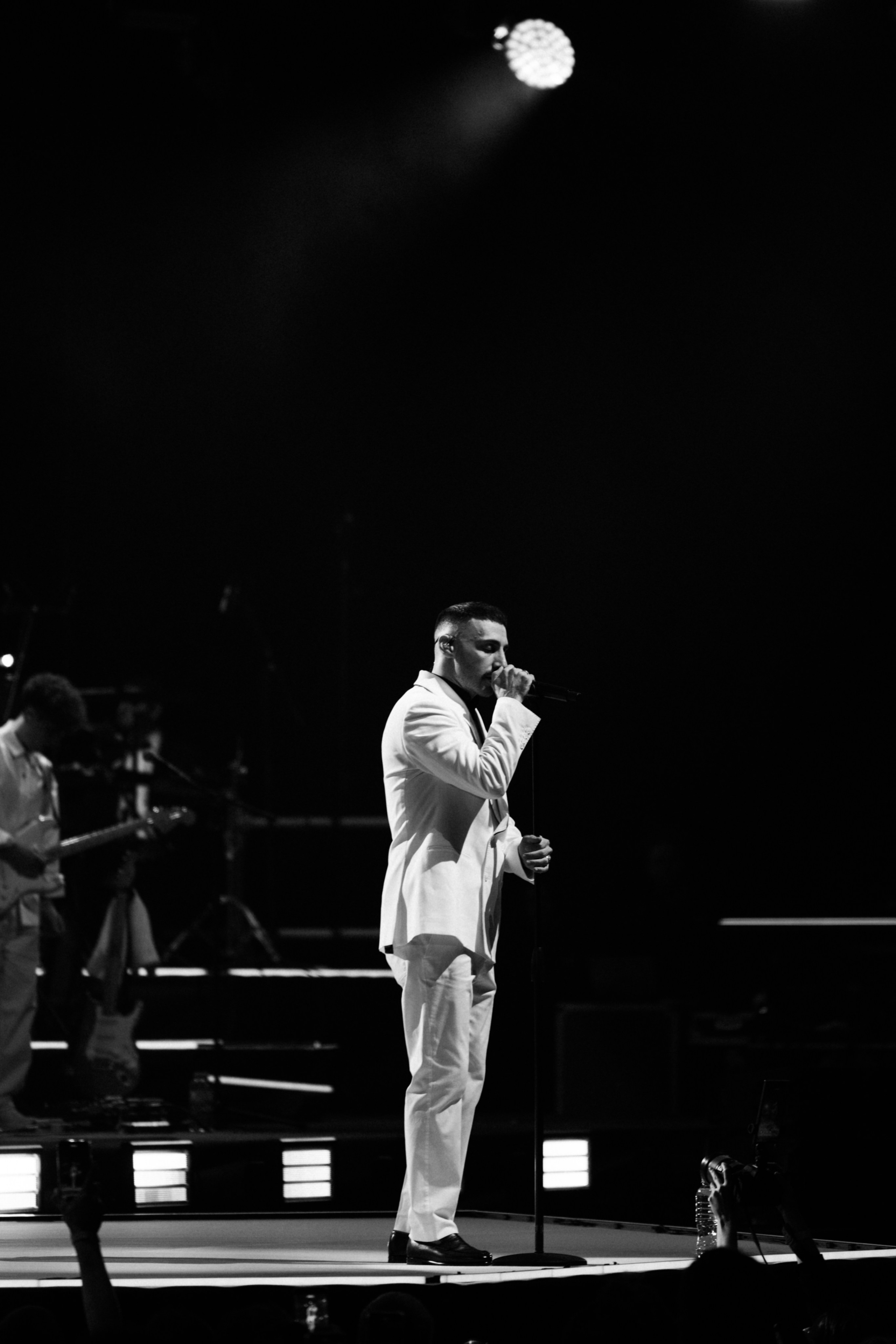 Концерт L'one 19.10.2025 с хором и симфоническом оркестром. Фотограф и видеограф Мария Банщикова, Солнечногорск, Москва