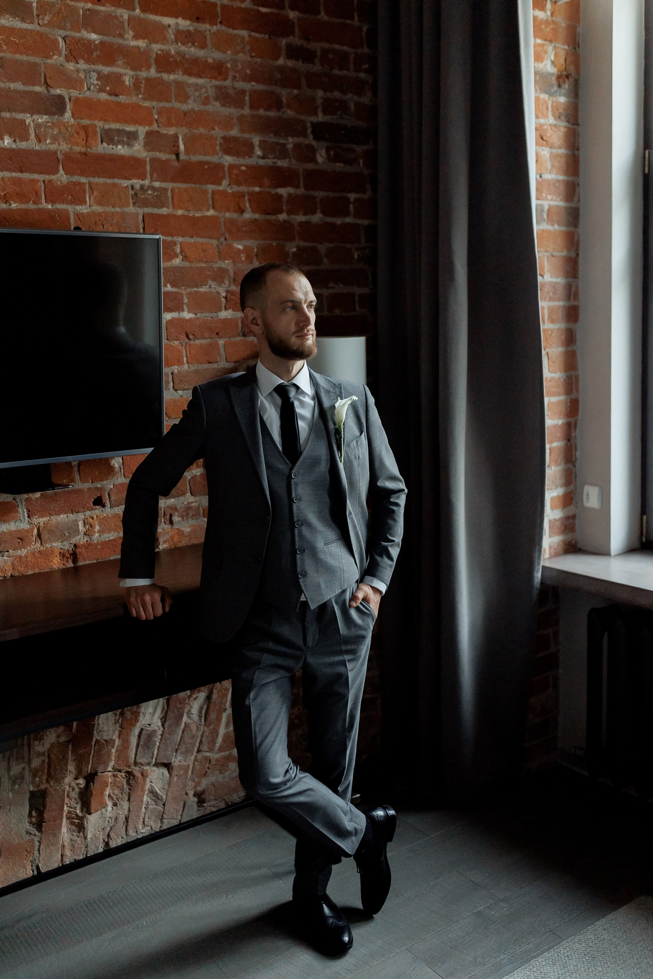 Свадебная фотосессия в отеле в Москве. Свадебный фотограф в Москве Дарья Олендарёва