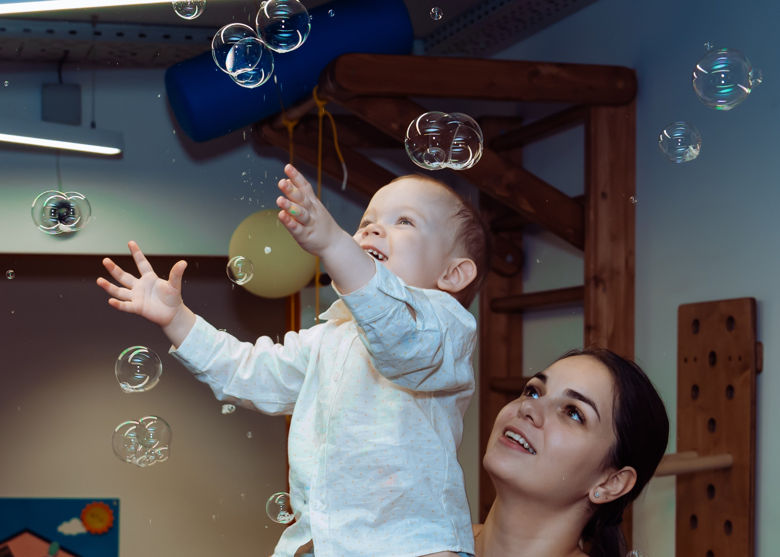 Карамелька в гостях у Романа. Крамер Юлиана детский и семейный фотограф